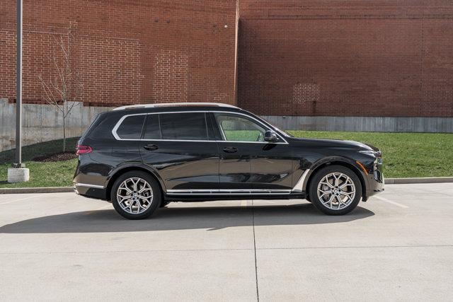 2026 BMW X7