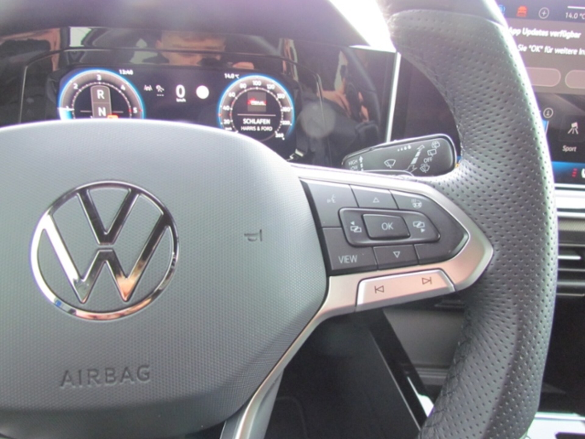Volkswagen Golf Variant R-Line