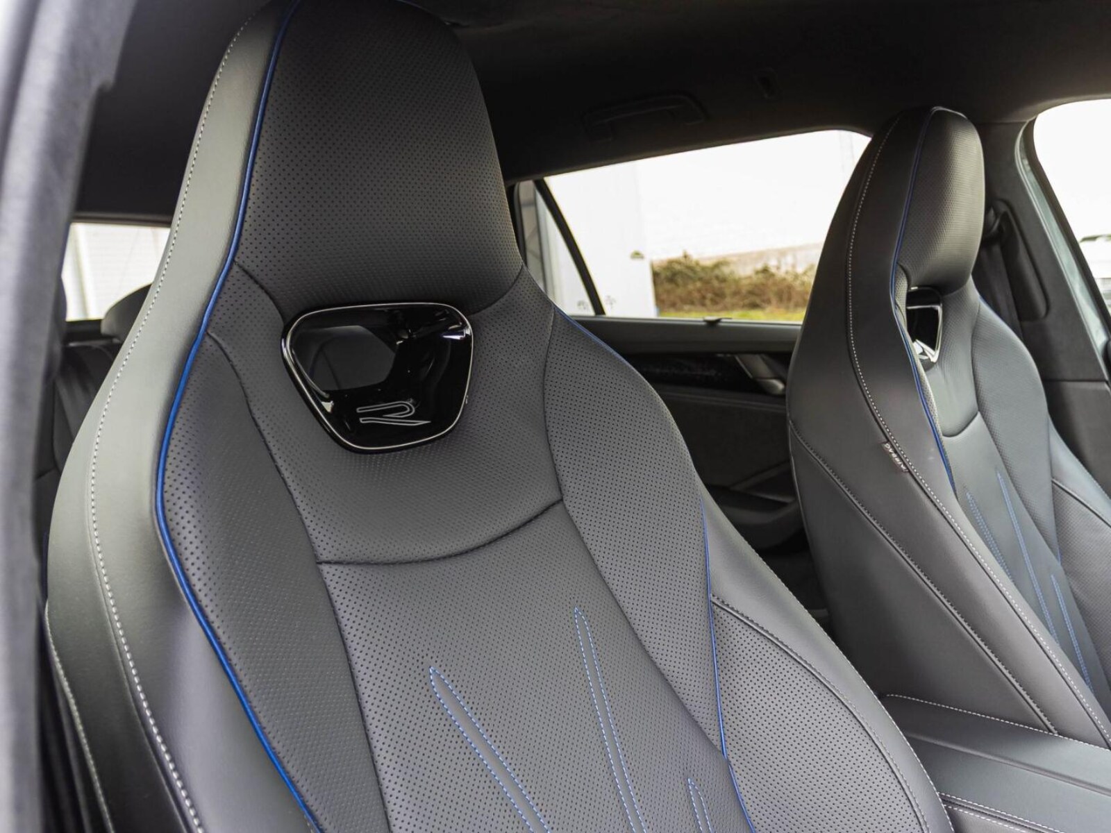 Volkswagen Passat – Bild 20