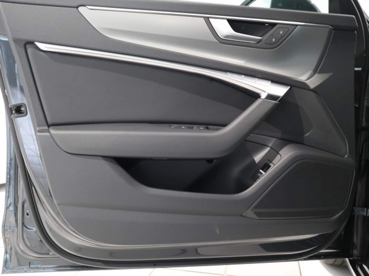 Bild über Audi A6 Avant 40 TDI quattro S tronic - für weitere Informationen kontaktieren Sie den Audi Partner