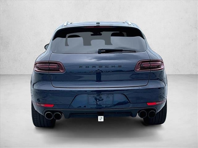 2017 Porsche Macan