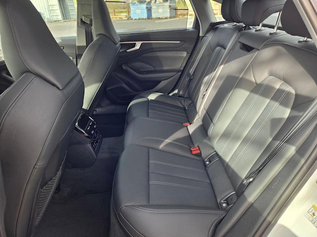 2026 Audi A6 Premium Plus - Photo 11