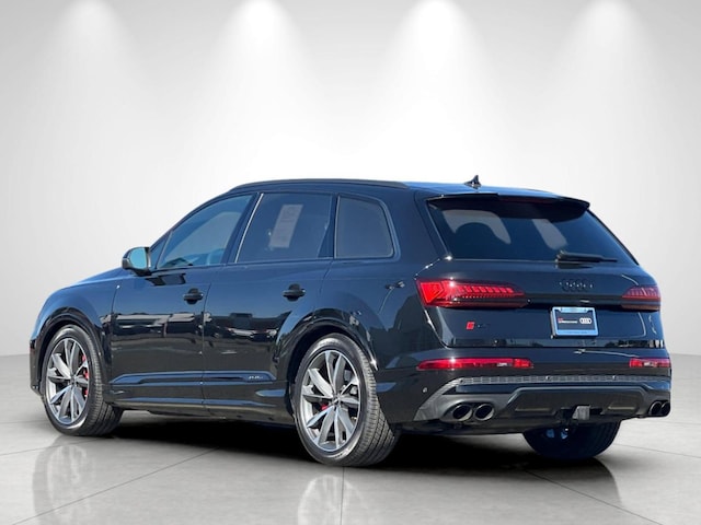 2023 Audi SQ7