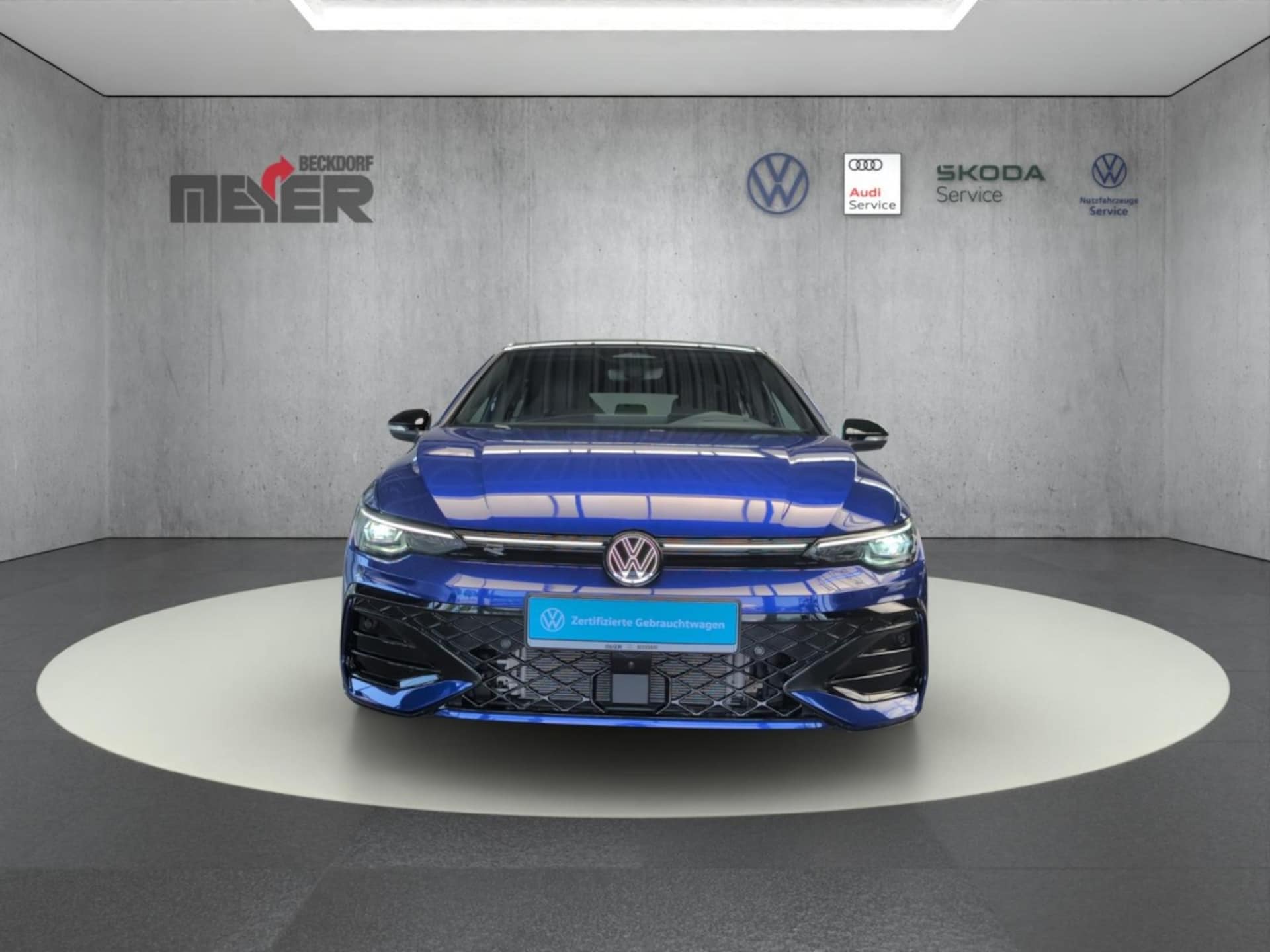 Volkswagen Golf R-Line