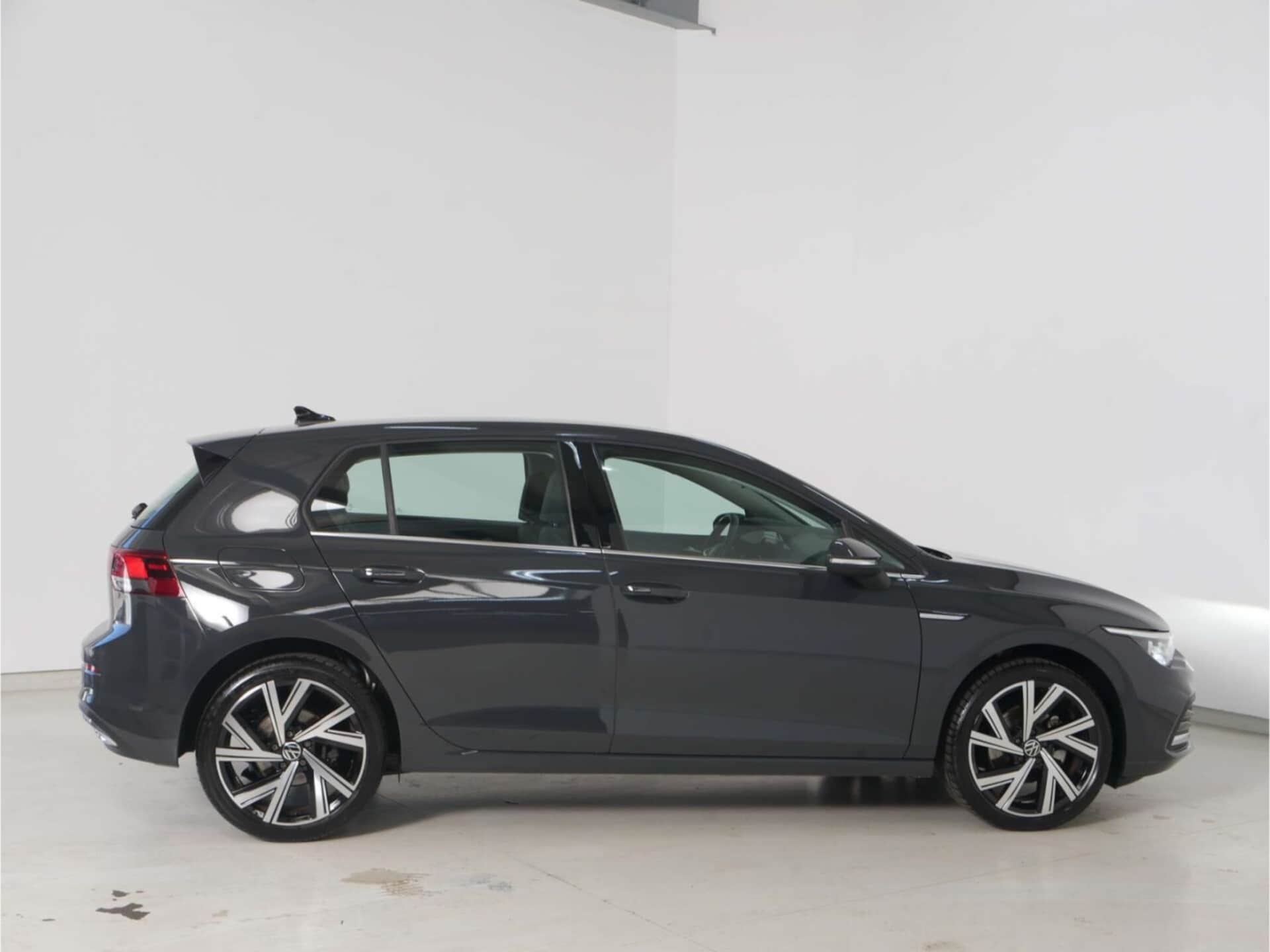 Volkswagen Golf Style