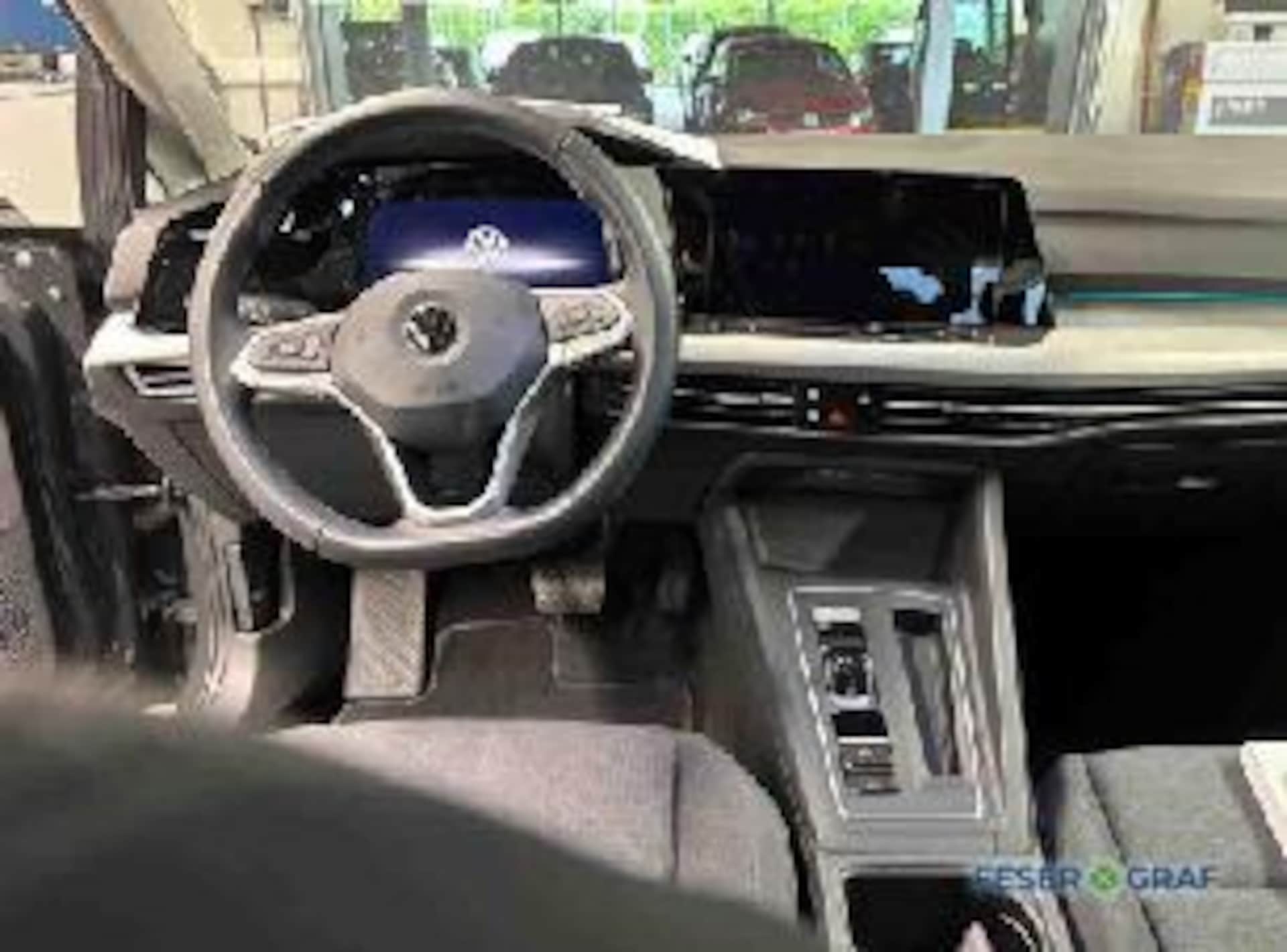 Volkswagen Golf Life