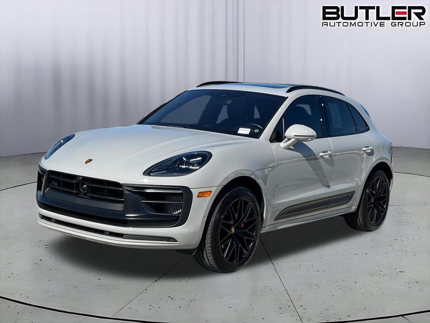 2023 Porsche Macan GTS's photo