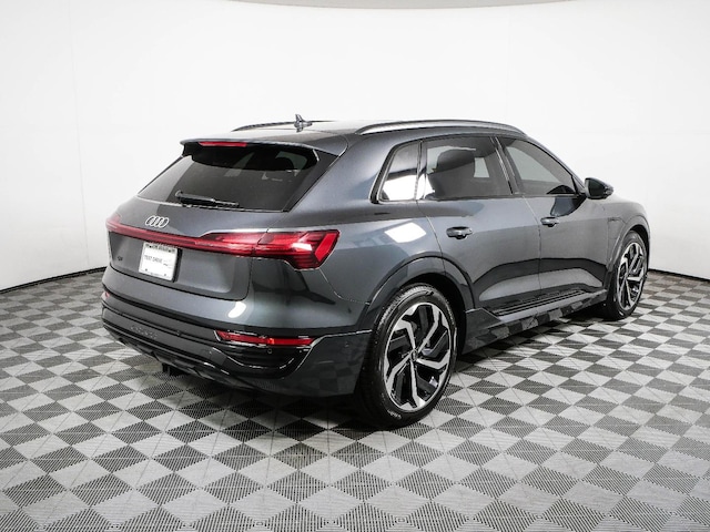 2024 Audi Q8 e-tron