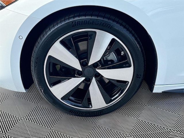 Photo 32
