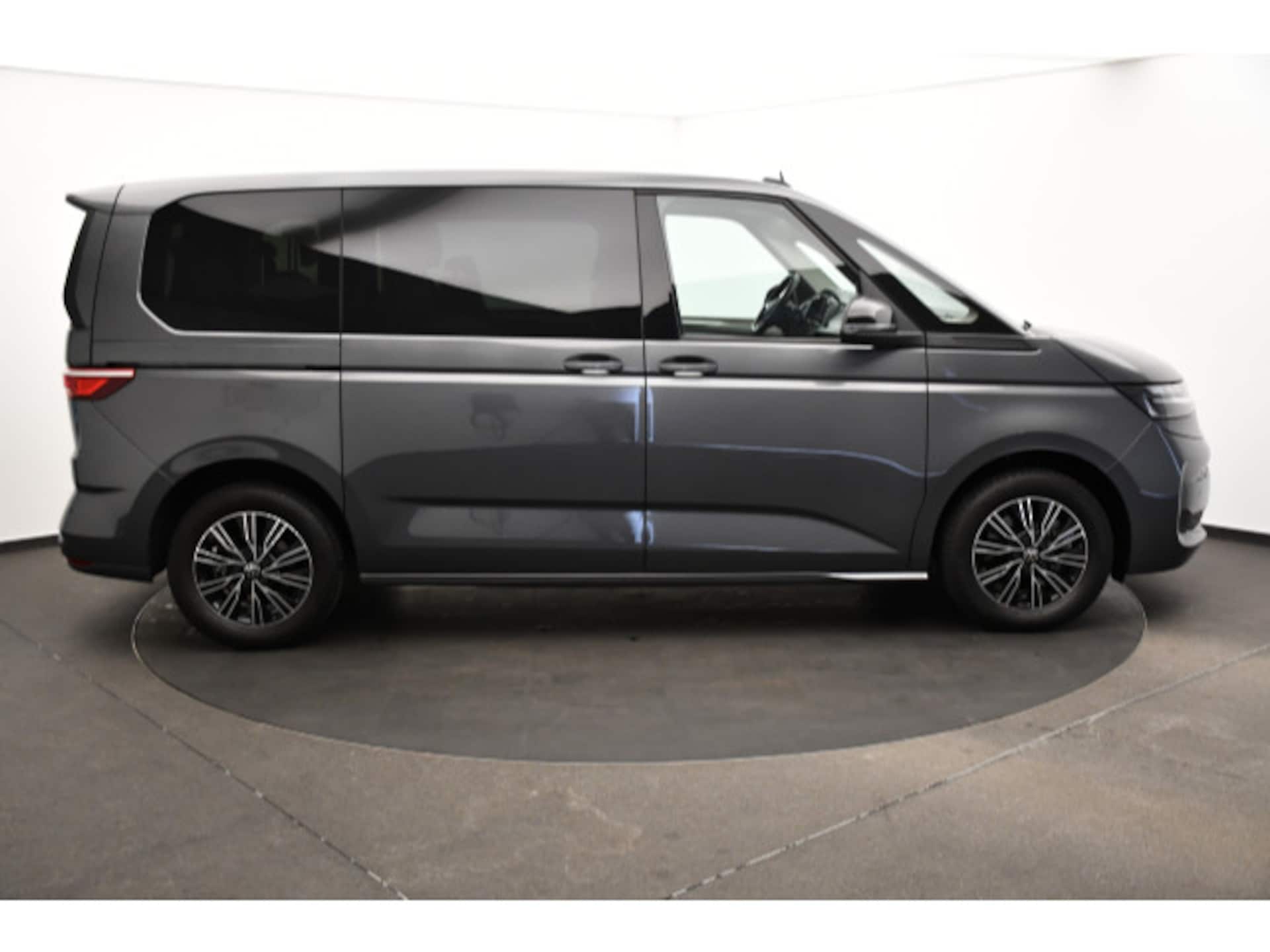 Volkswagen Multivan Basis-Modell