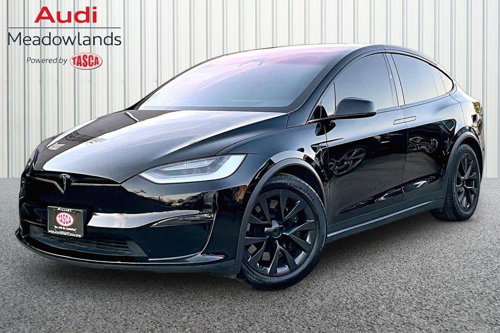 2023 Tesla Model X Long Range's photo