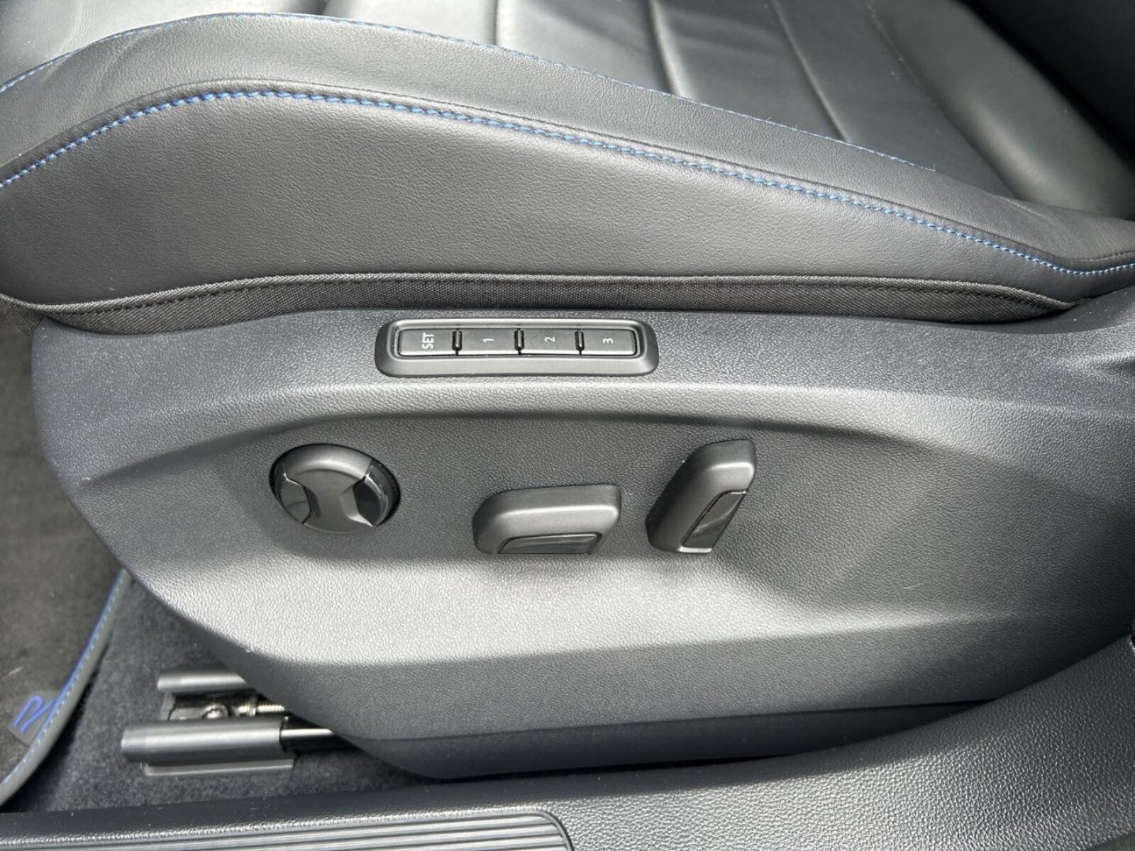 Volkswagen T-Roc – Bild 11