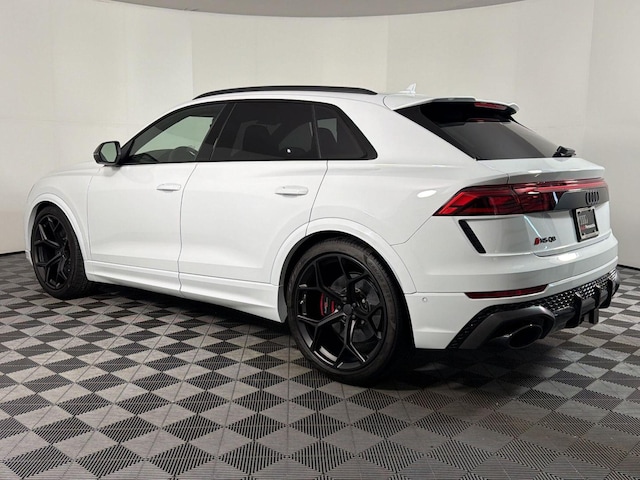2026 Audi RS Q8 SUV performance