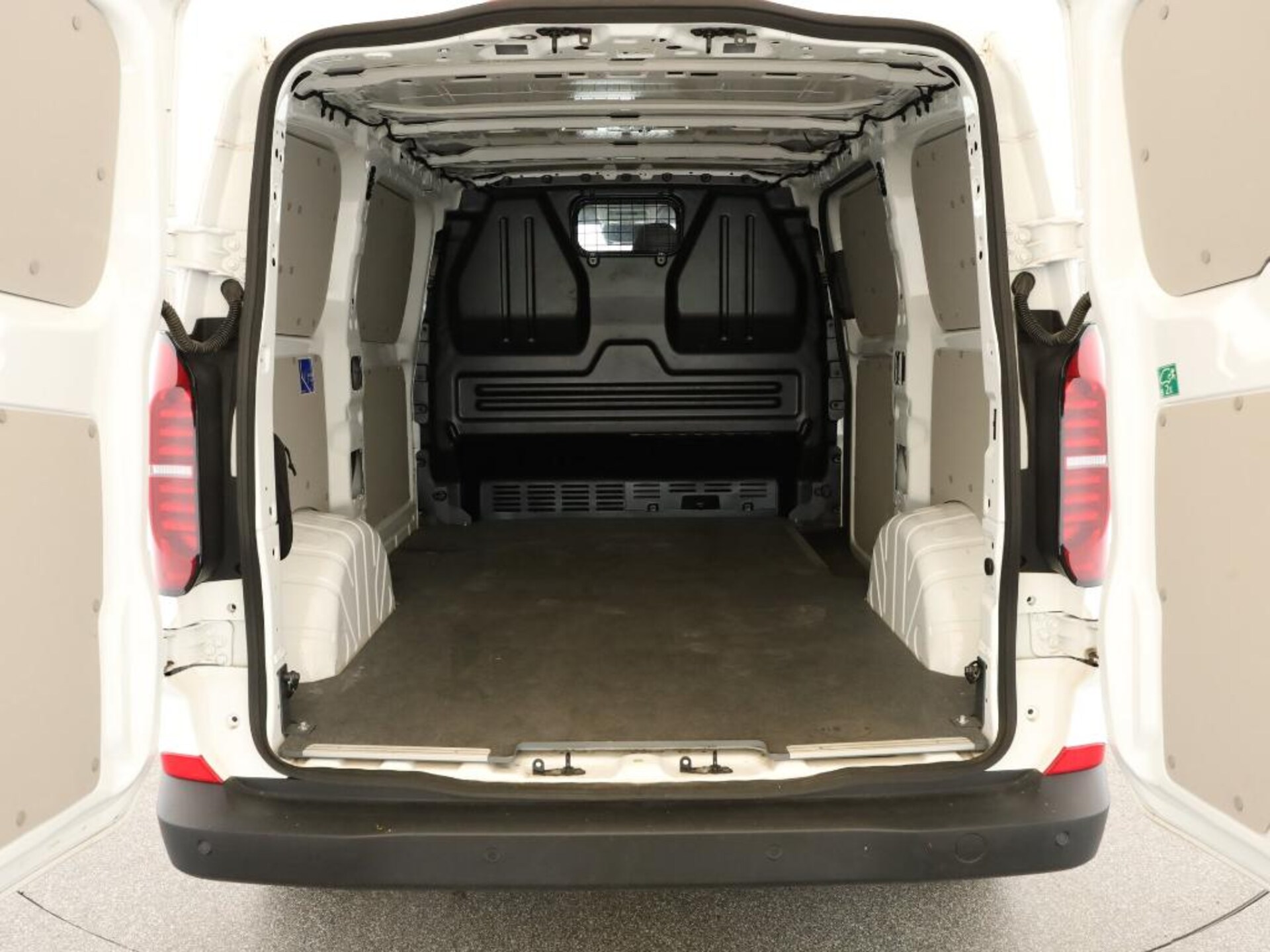 Volkswagen Transporter Kasten kurzer Radstand