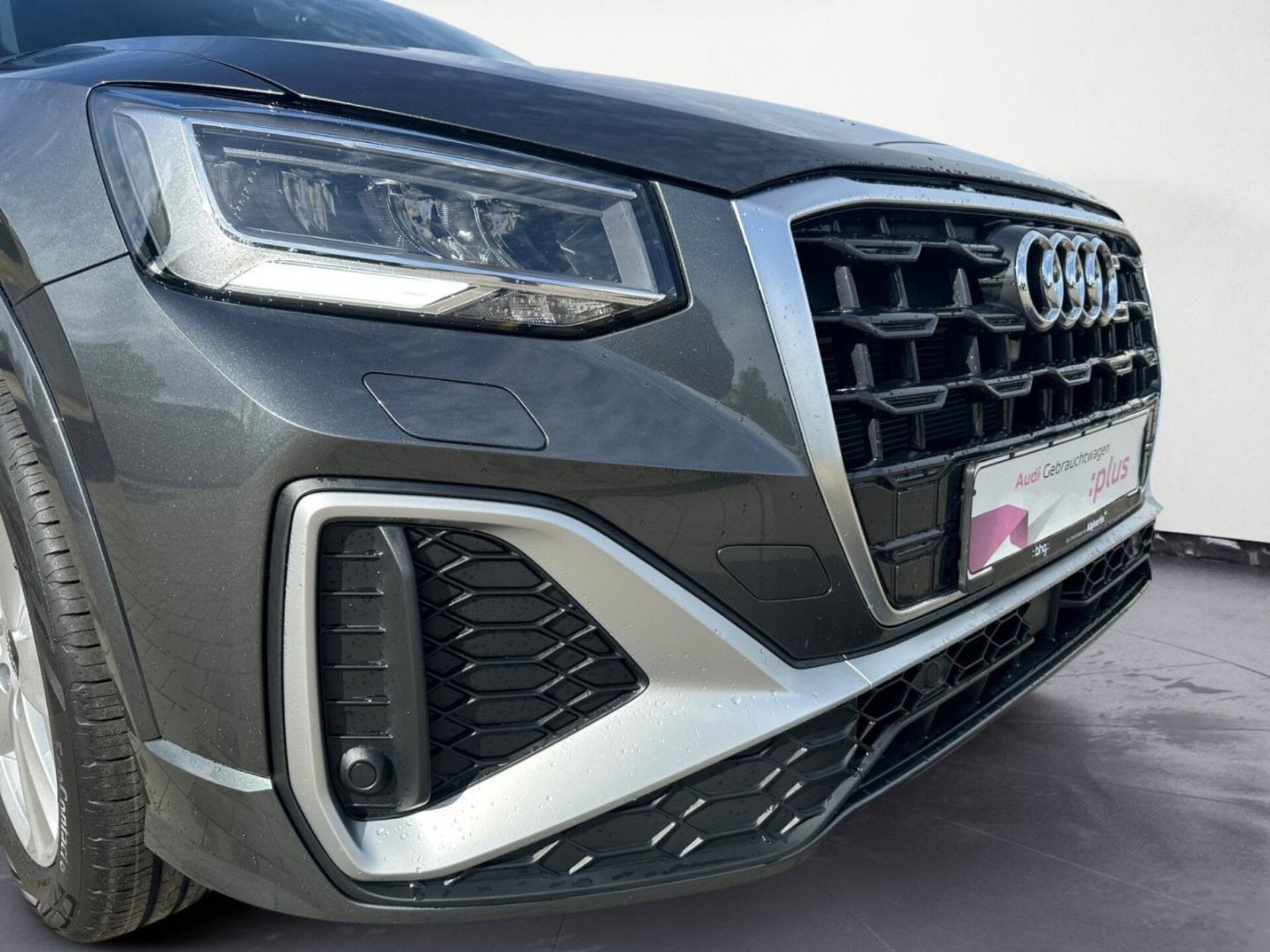Audi Q2 S line