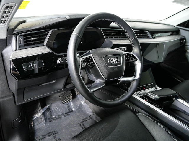 2024 Audi Q8 e-tron
