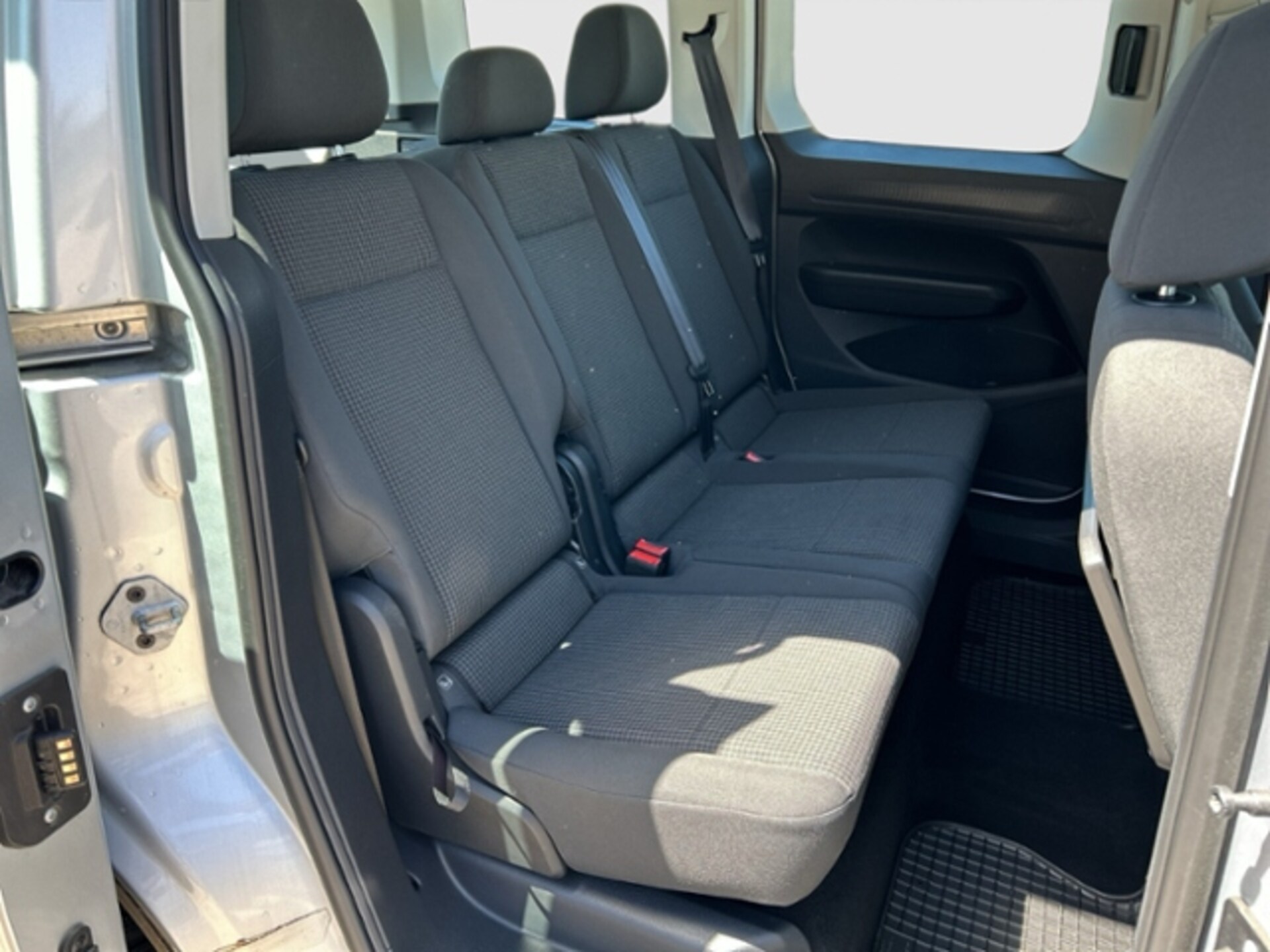 Volkswagen Caddy Basis-Modell