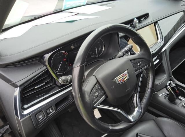 2023 Cadillac XT6