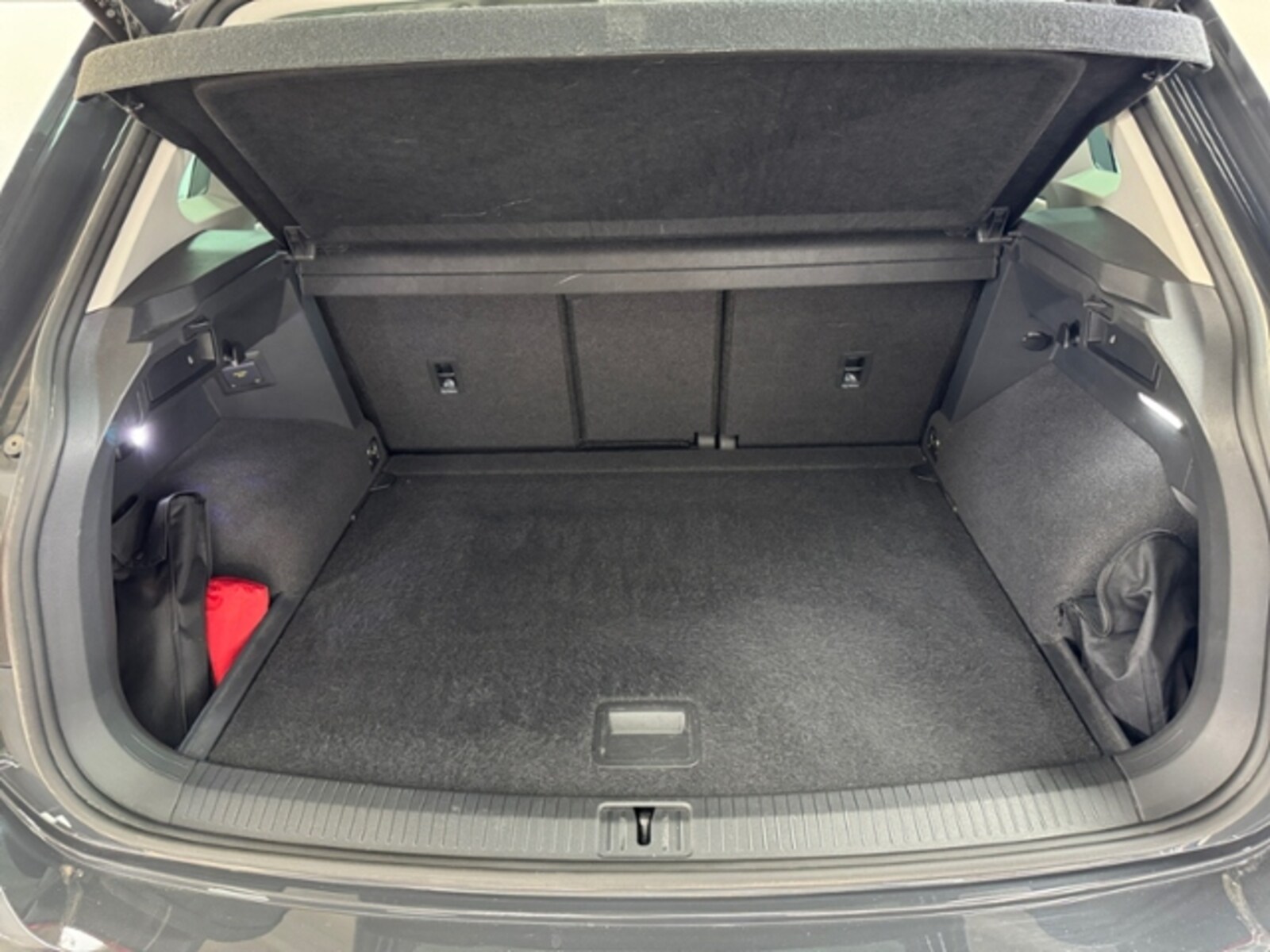 Volkswagen Tiguan – Bild 11