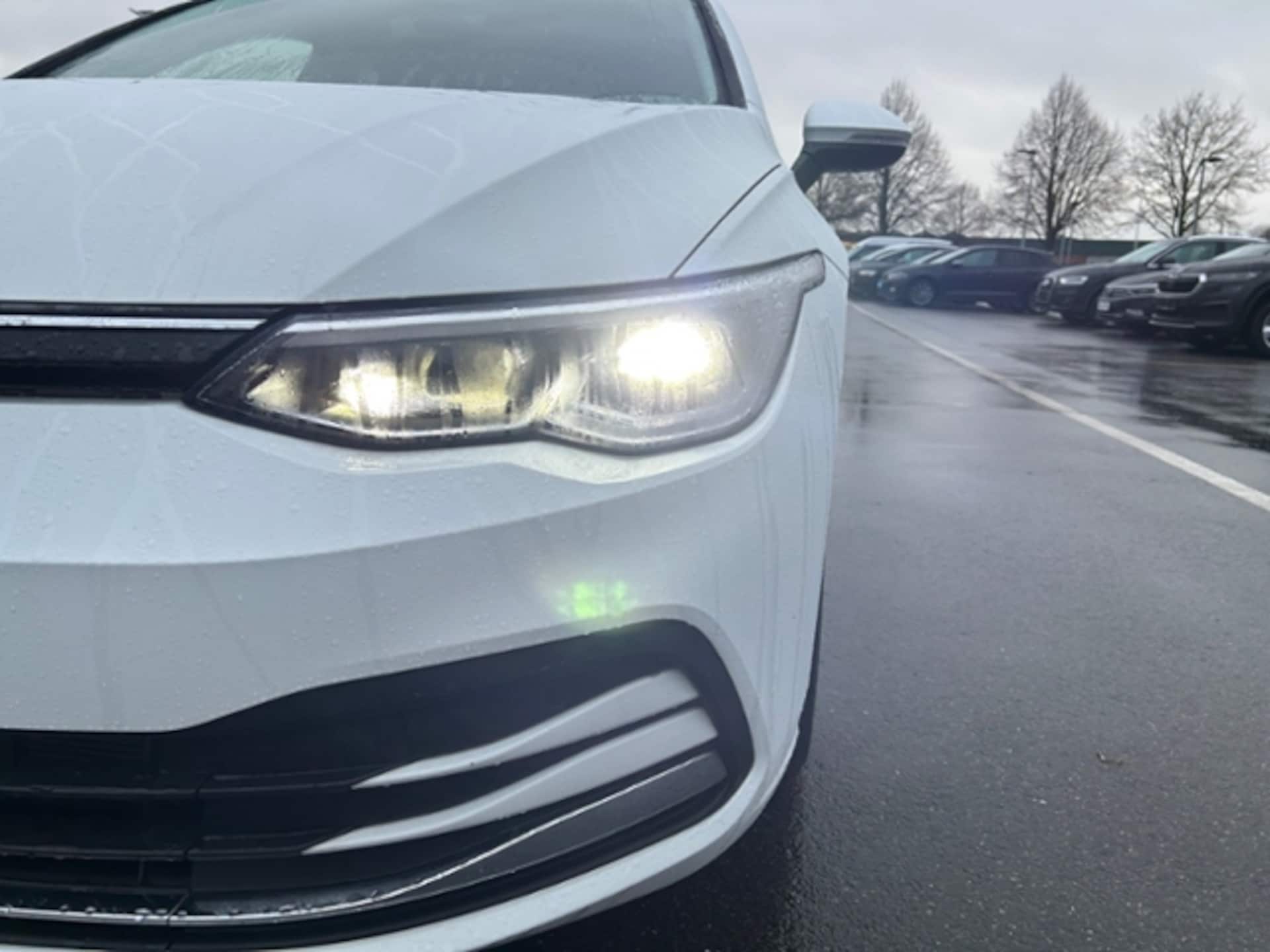Volkswagen Golf Active