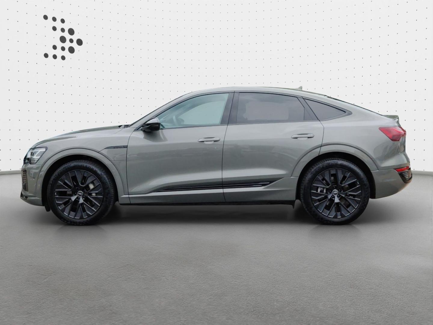 Image about Audi Q8 Sportback e-tron S line 55 e-tron quattro 300 kW