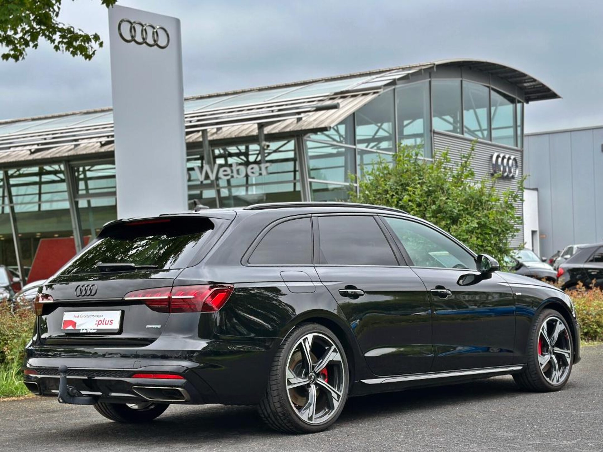 Audi A4 Avant S line