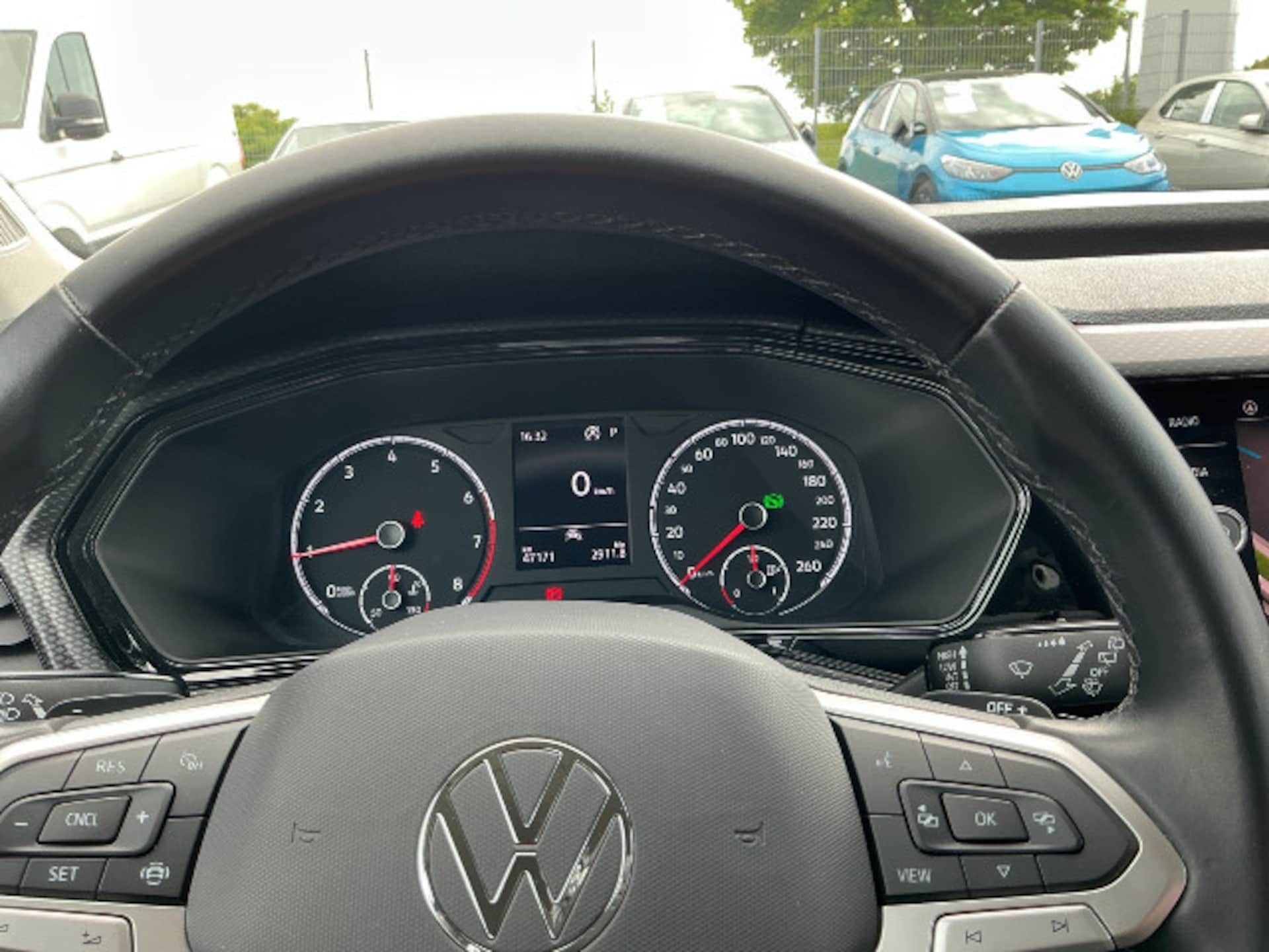 Volkswagen T-Cross Life