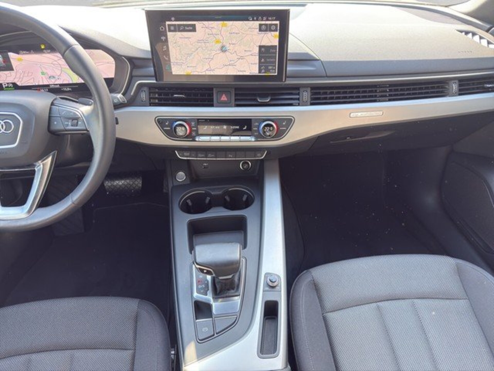 Audi A4 Avant S line