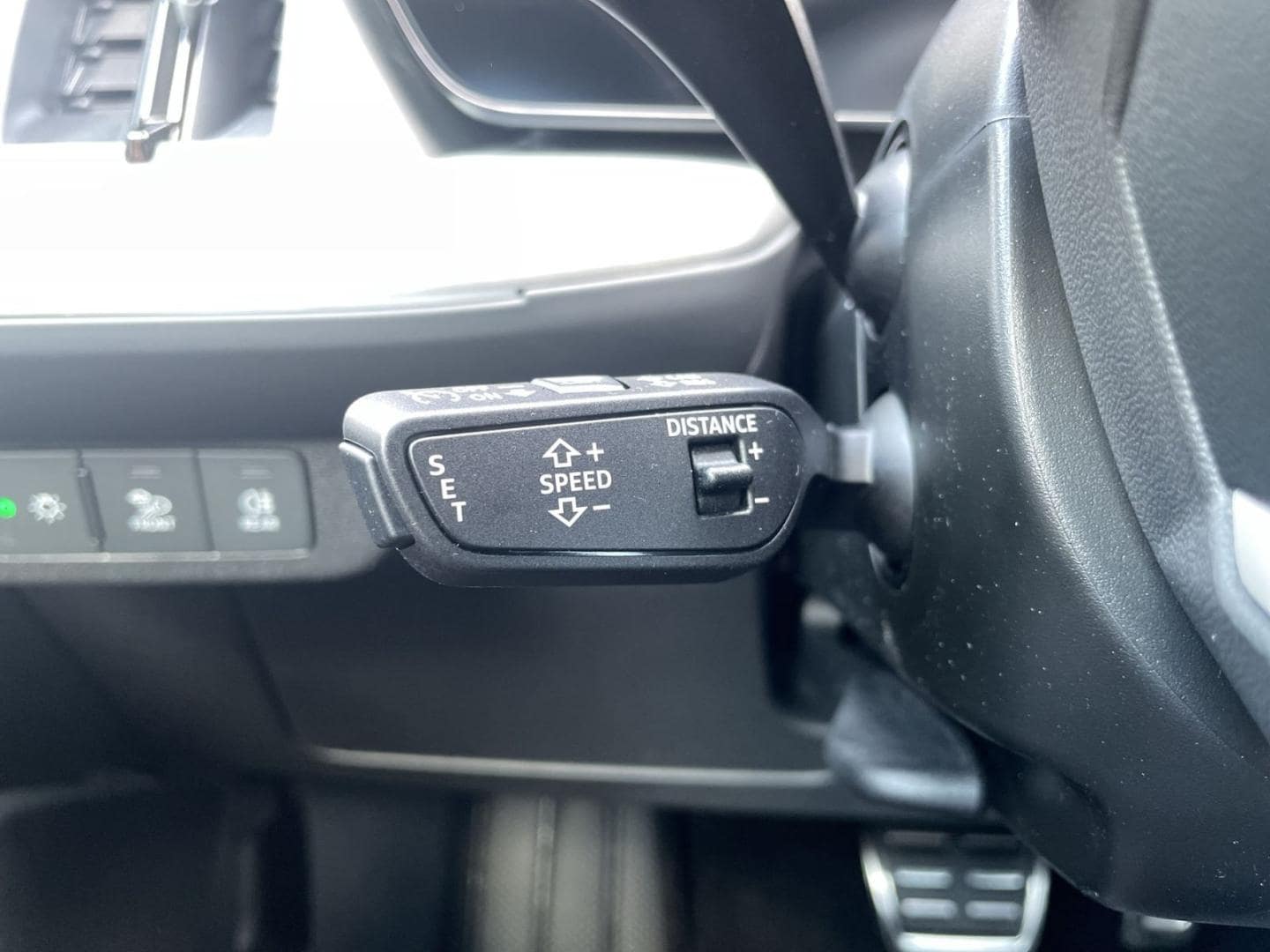 Bild über Audi Q4 SUV e-tron e-tron performance 210 kW - für weitere Informationen kontaktieren Sie den Audi Partner
