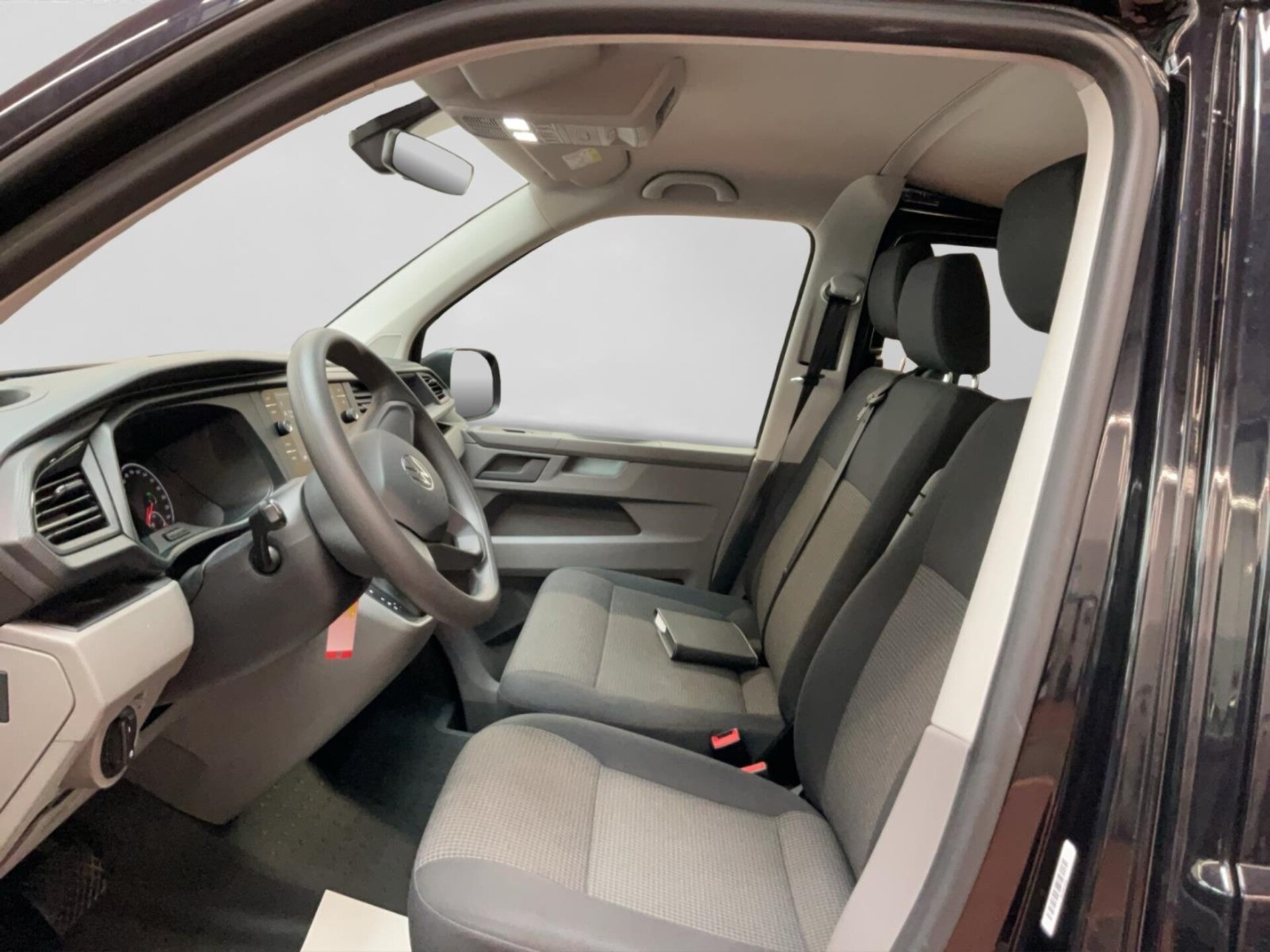 Volkswagen T6.1 Transporter Kombi kurzer Radstand