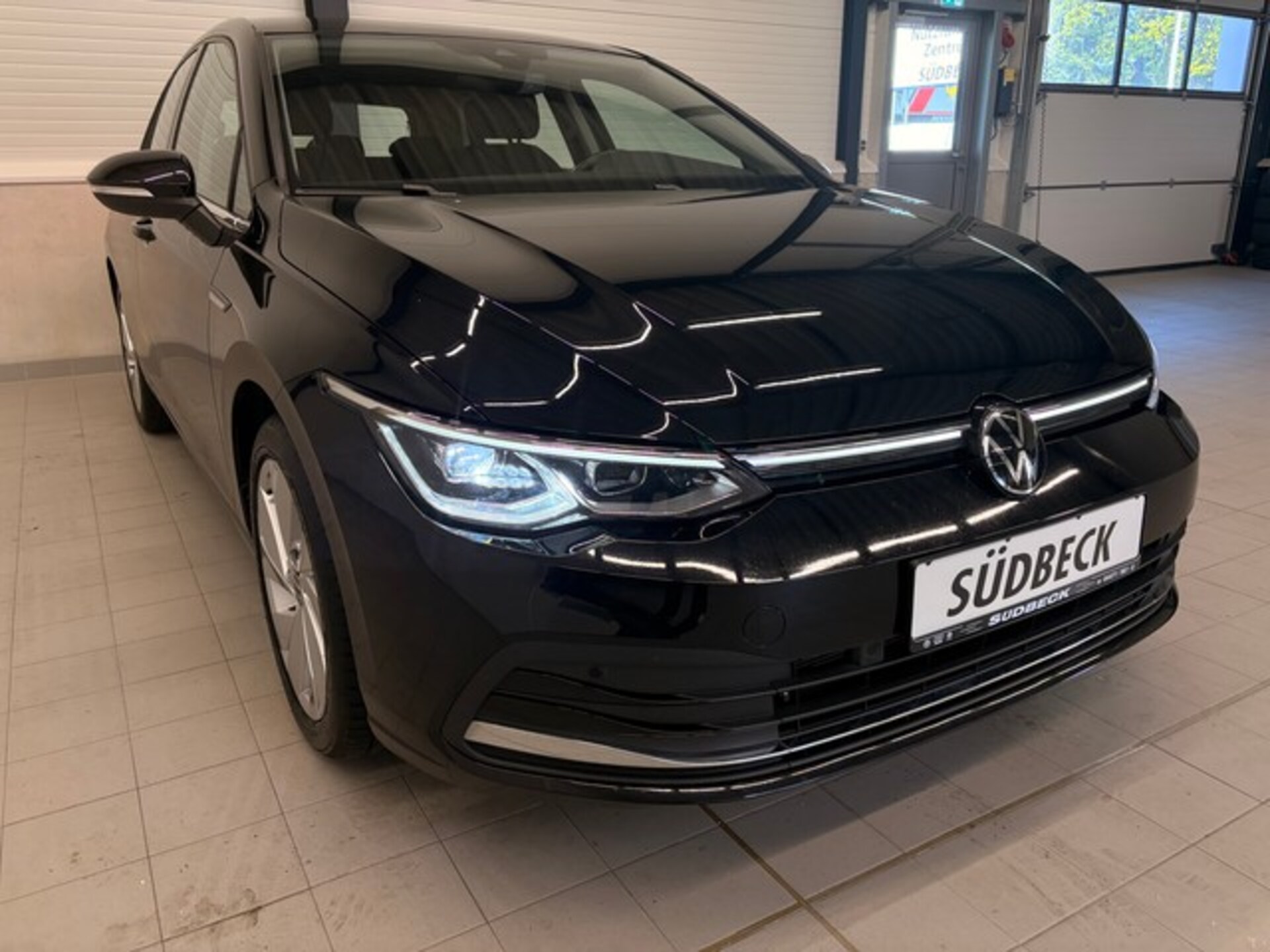 Volkswagen Golf Style