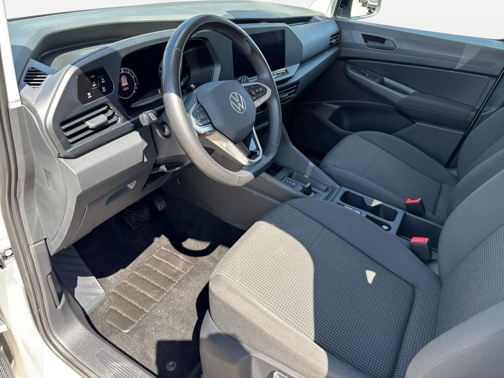 Volkswagen Caddy Basis-Modell