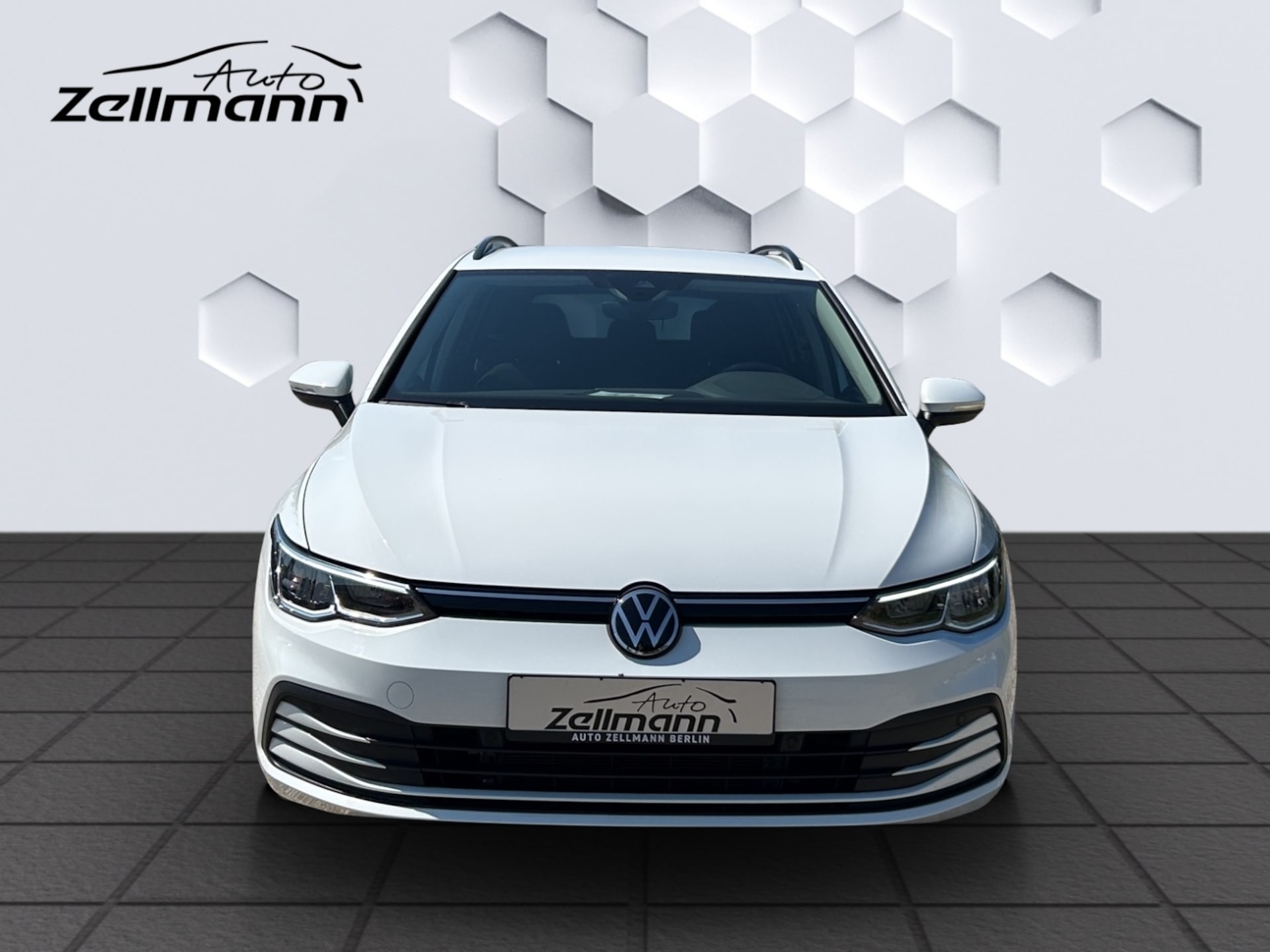 Volkswagen Golf Variant Life