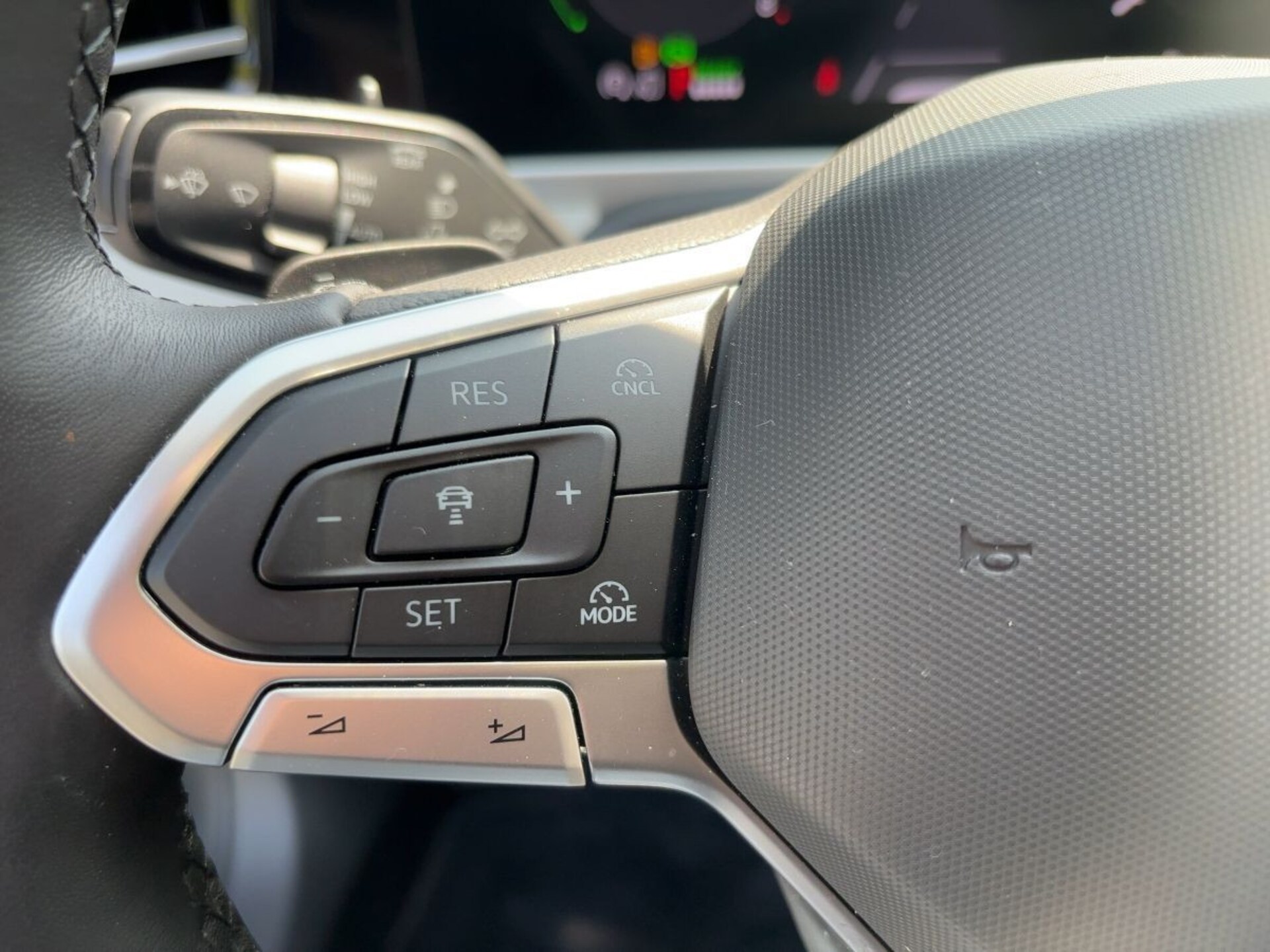 Volkswagen Passat Elegance
