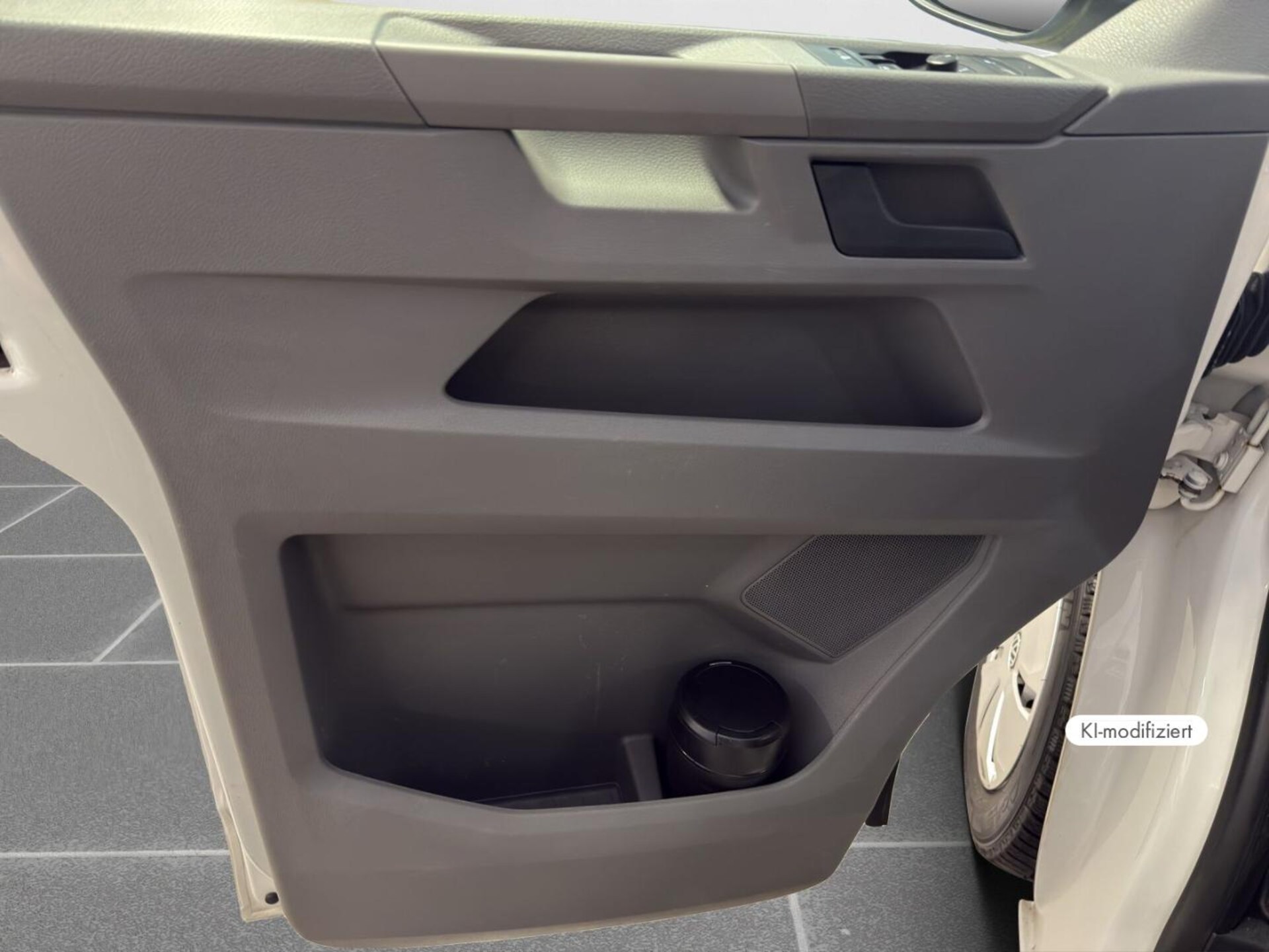 Volkswagen T6.1 Transporter Kombi kurzer Radstand