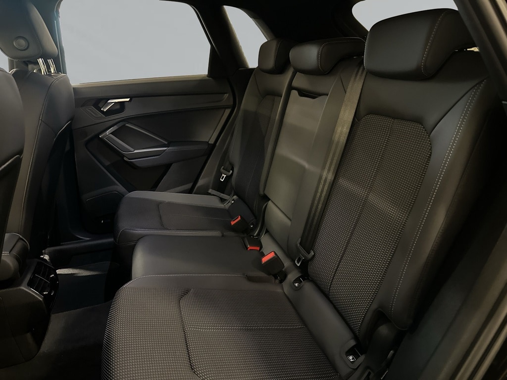Image about Audi Q3 Q3 40 TFSI quattro S line 190 hk S tronic