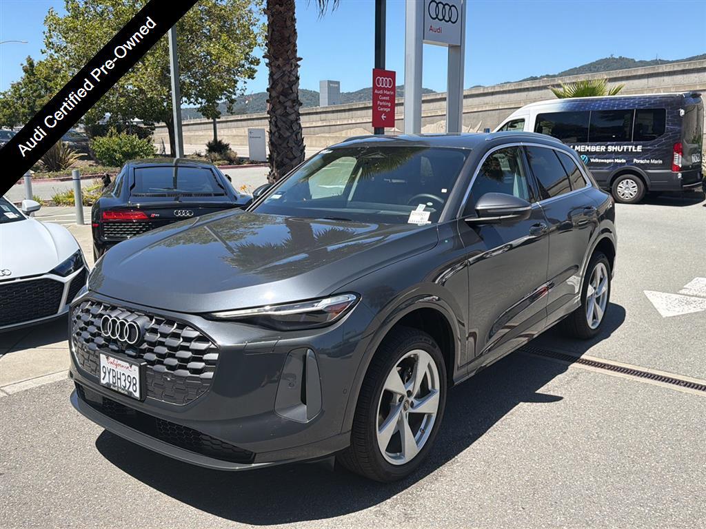 2025 Audi Q5 40 Premium Plus's photo