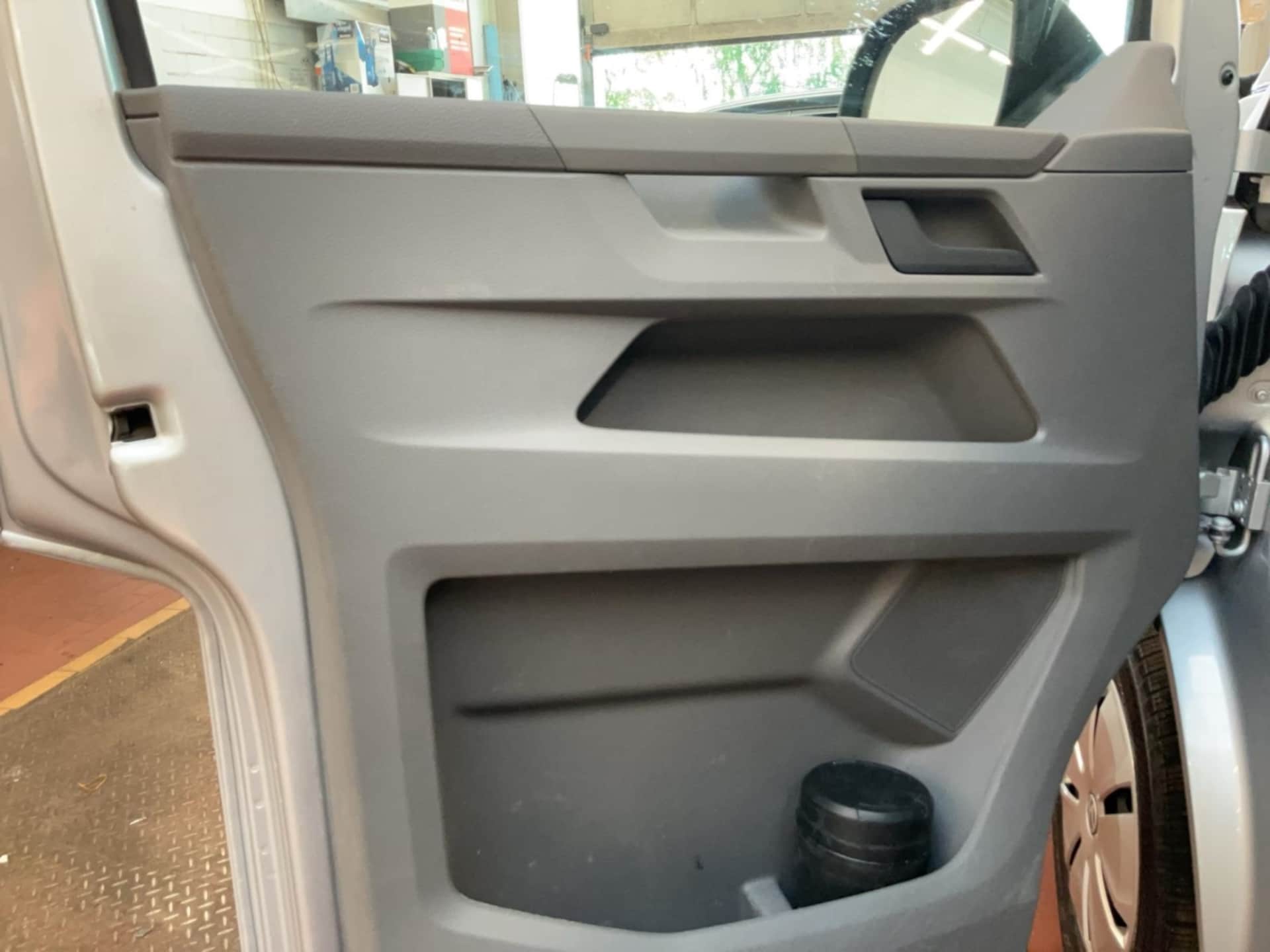 Volkswagen T6.1 Transporter Kasten kurzer Radstand