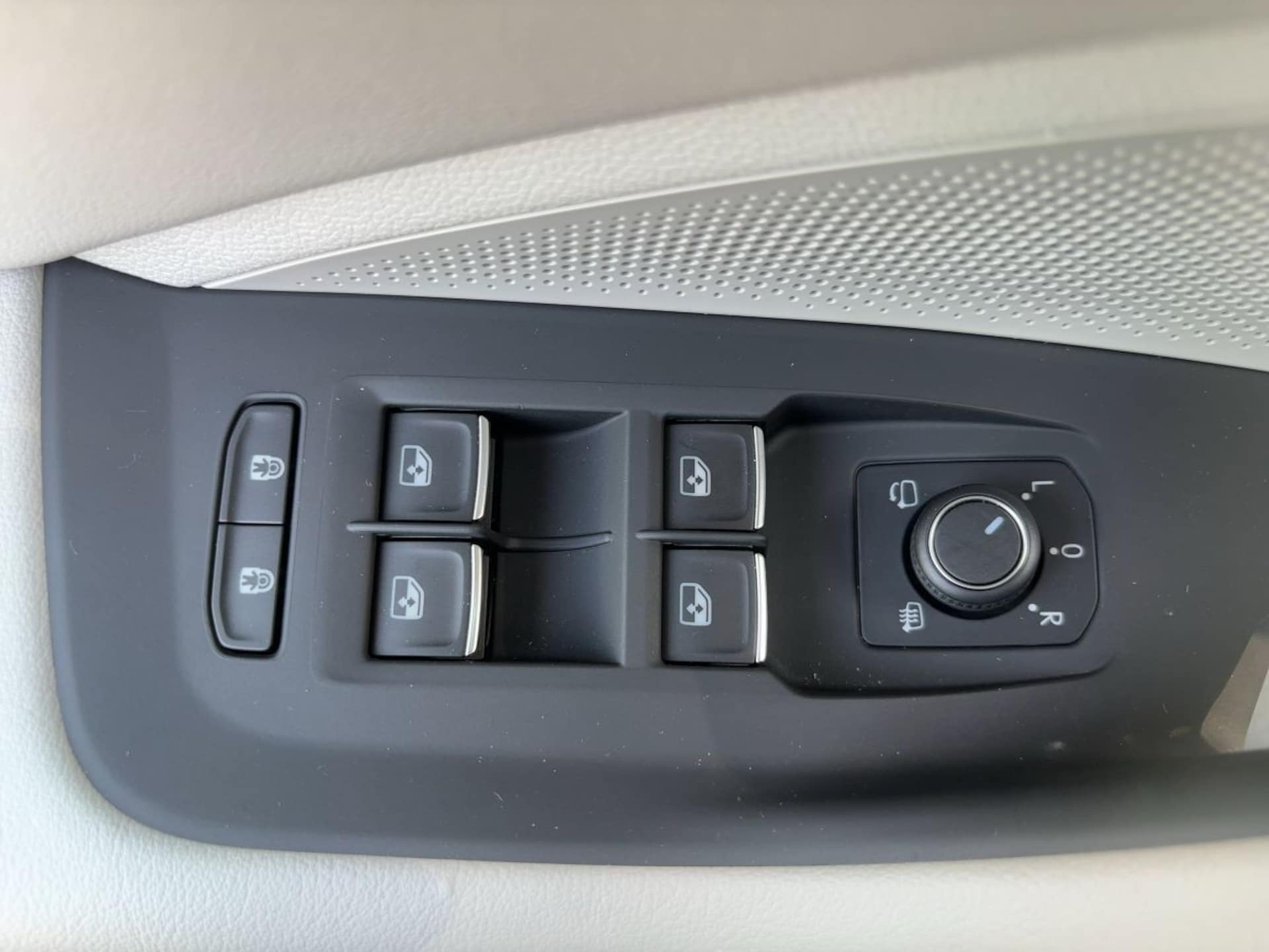 Volkswagen Passat Elegance