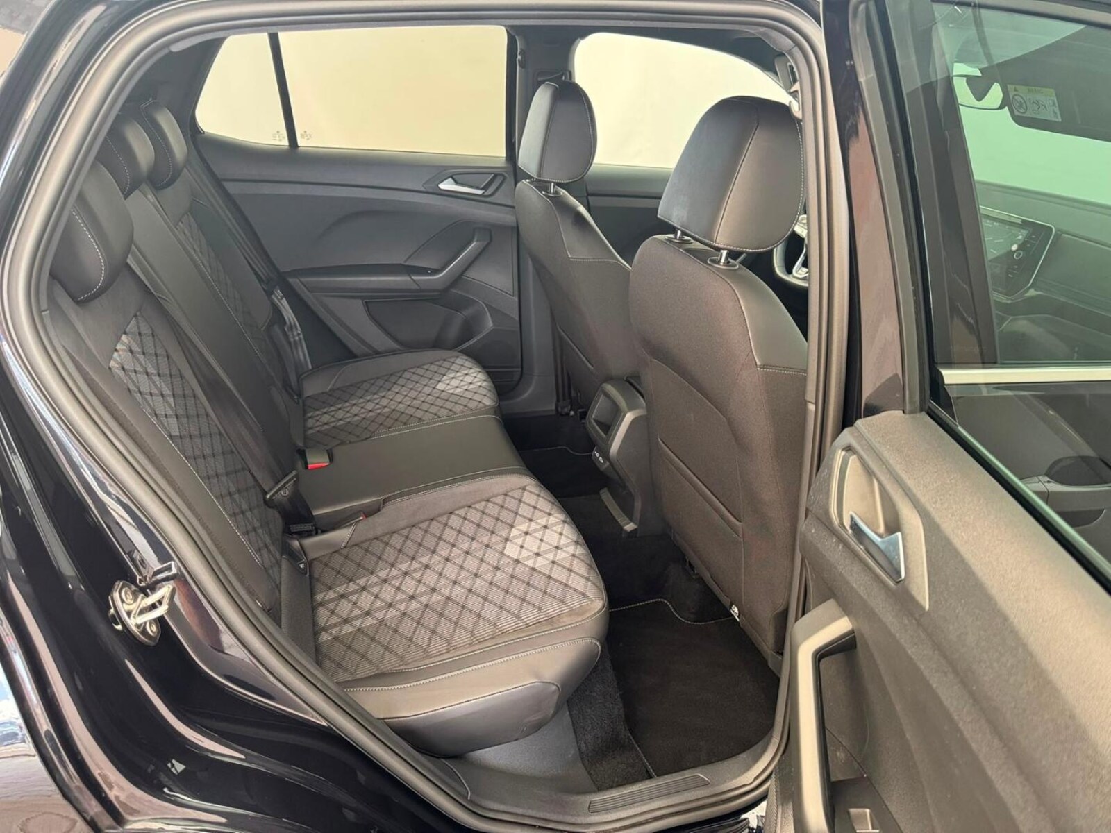 Volkswagen T-Cross – Bild 16