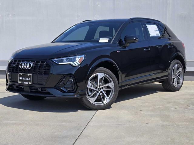 2025 Audi Q3 S Line Premium's photo