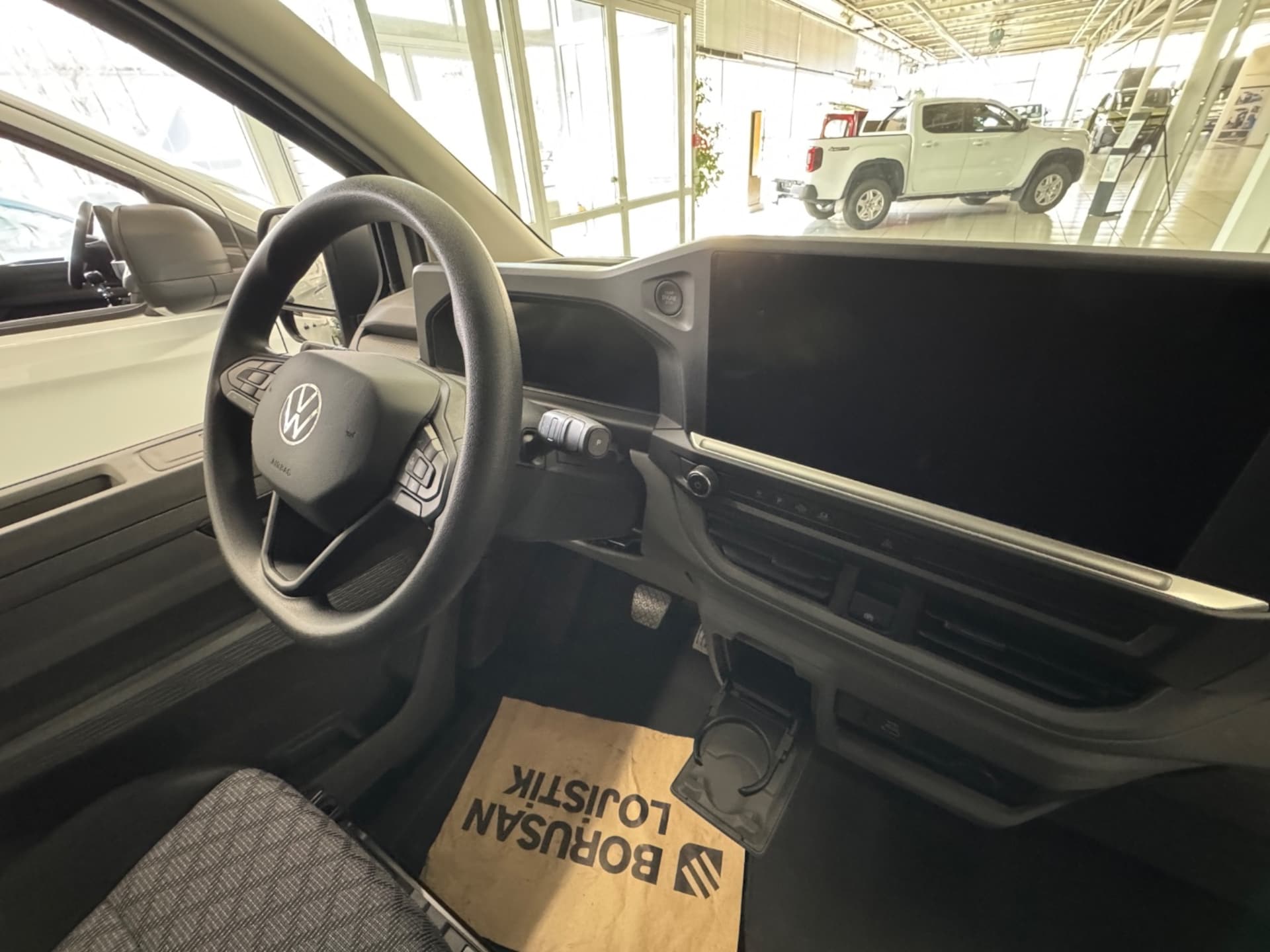 Volkswagen Transporter Kombi langer Radstand