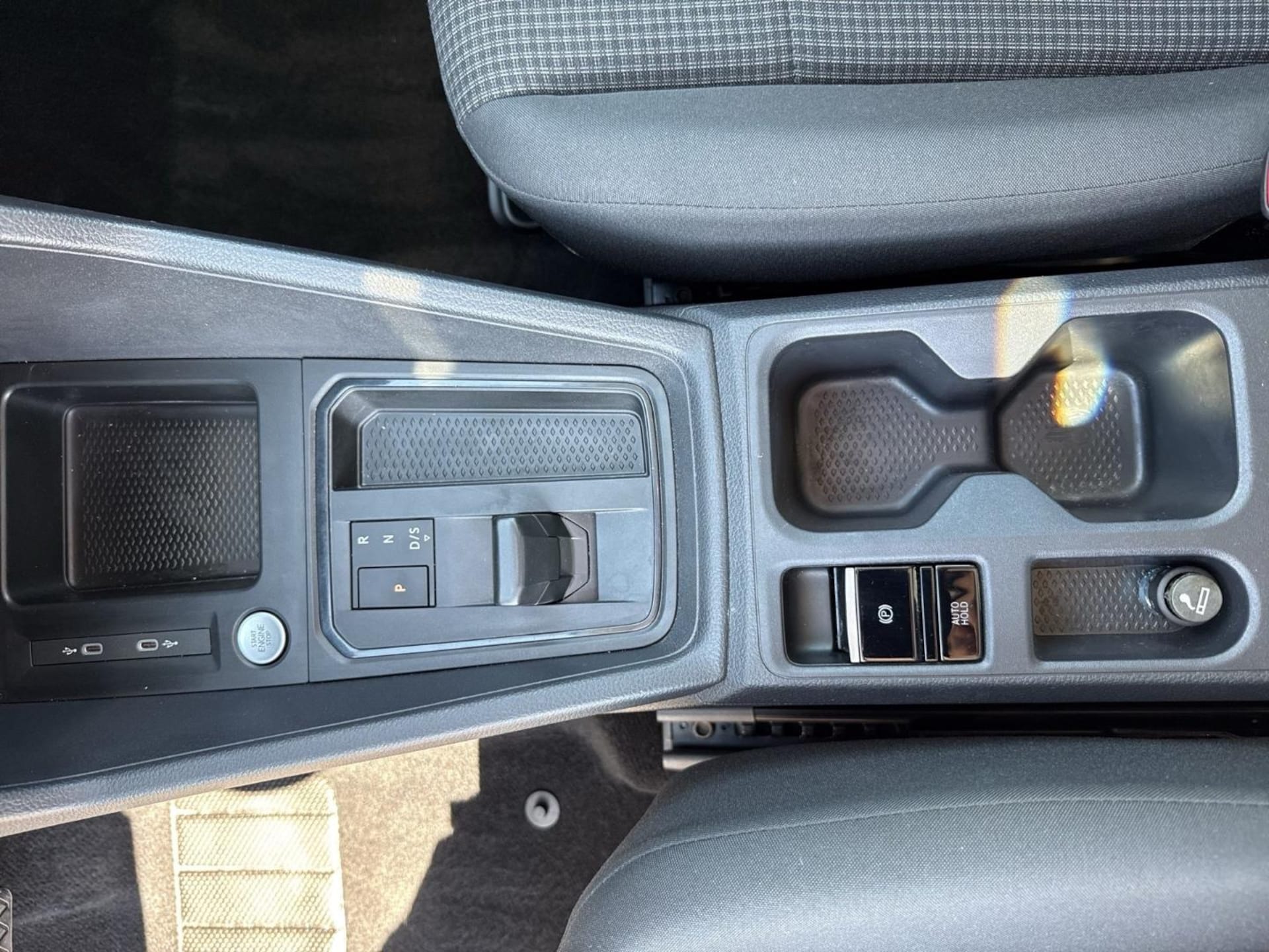 Volkswagen Caddy Basis-Modell