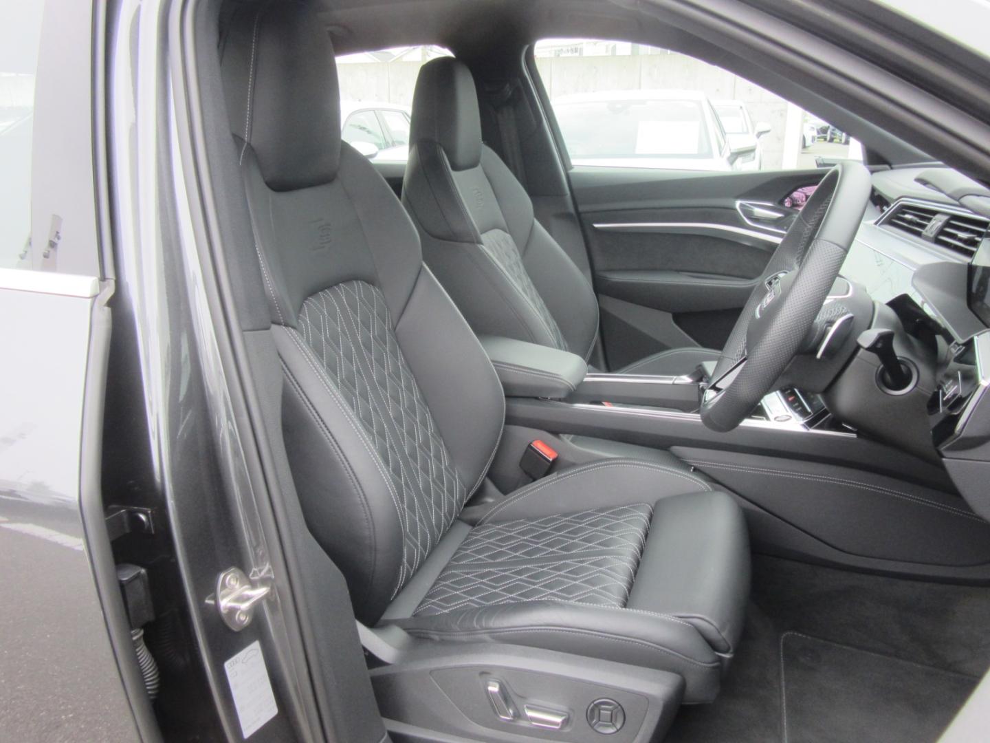 Audi e-tron S Sportback
