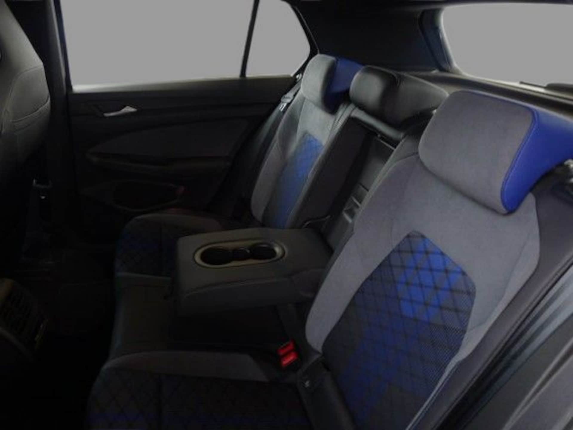 Volkswagen Golf R