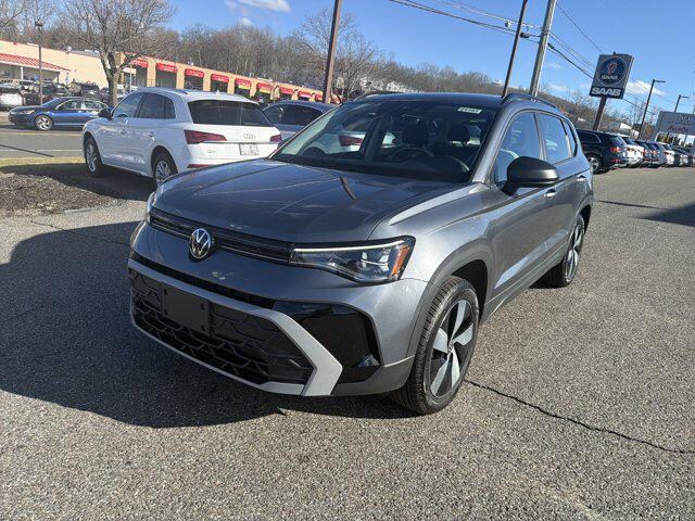 2025 Volkswagen Taos