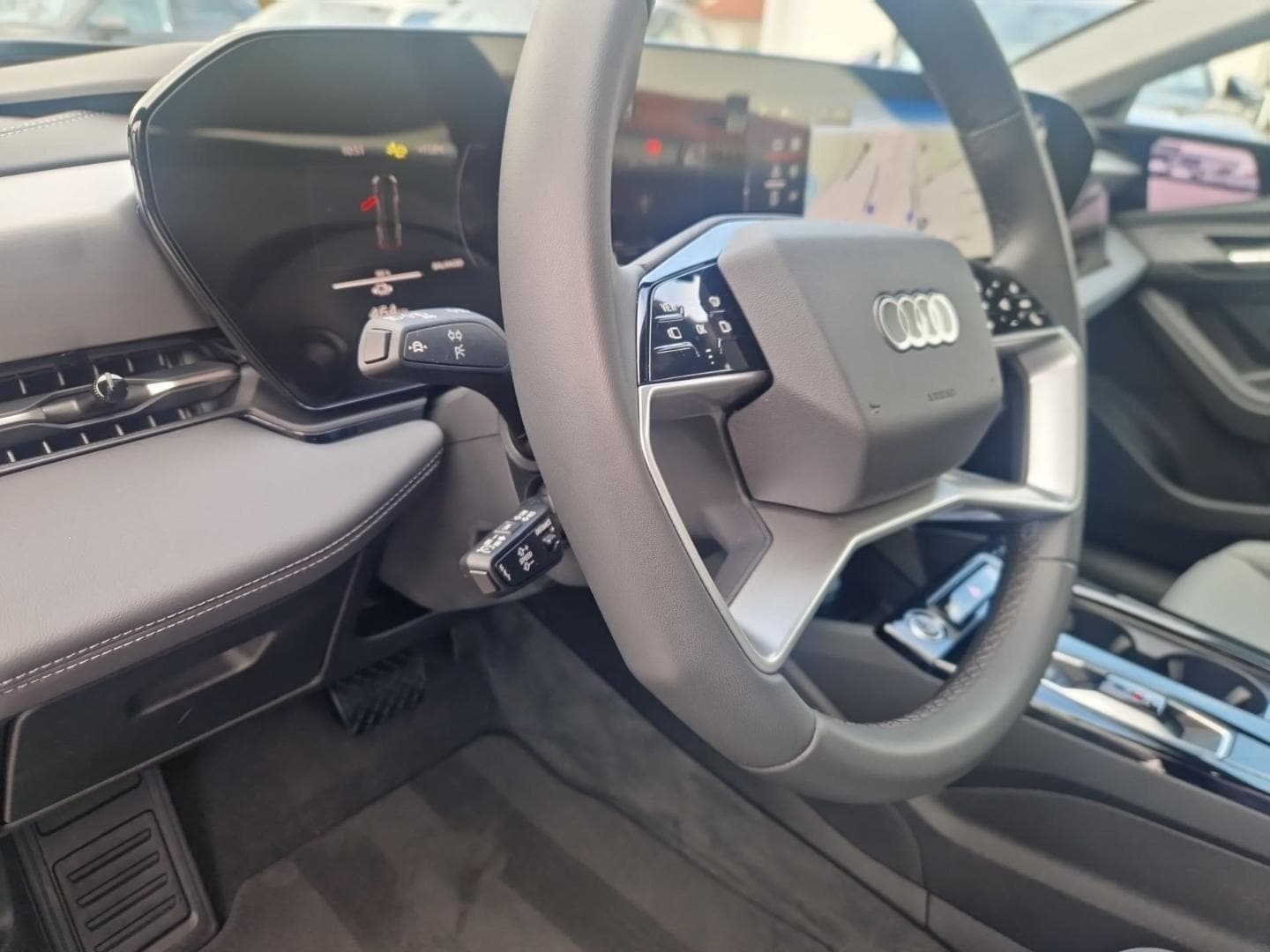 Bild über Audi A6 Avant e-tron e-tron quattro - für weitere Informationen kontaktieren Sie den Audi Partner