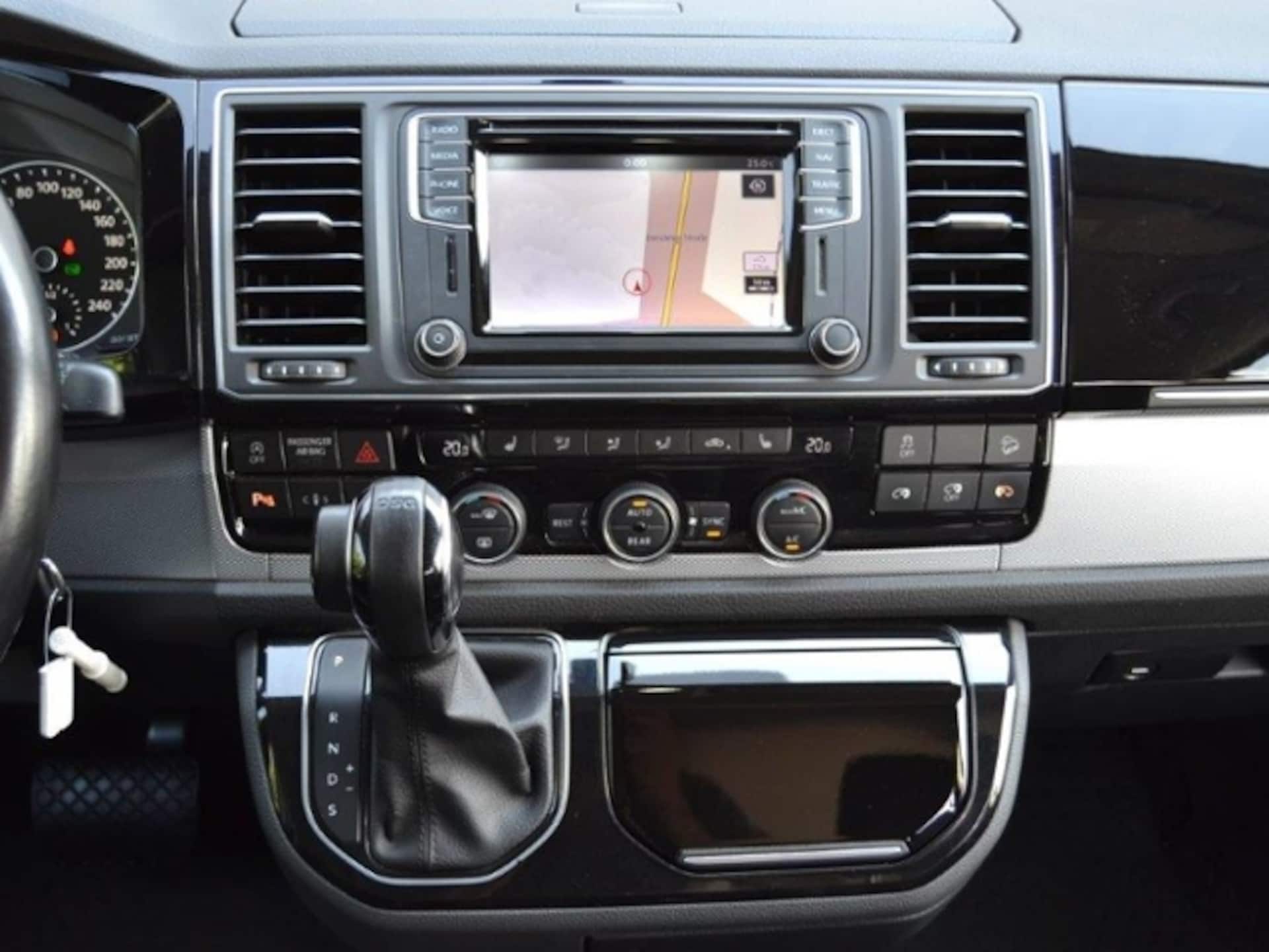 Volkswagen T6 Multivan Highline
