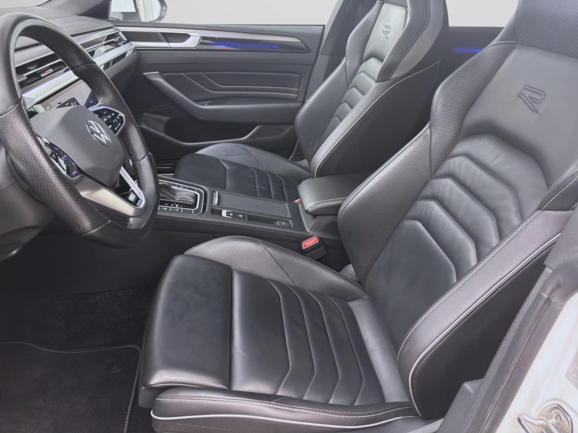 Volkswagen Arteon R-Line