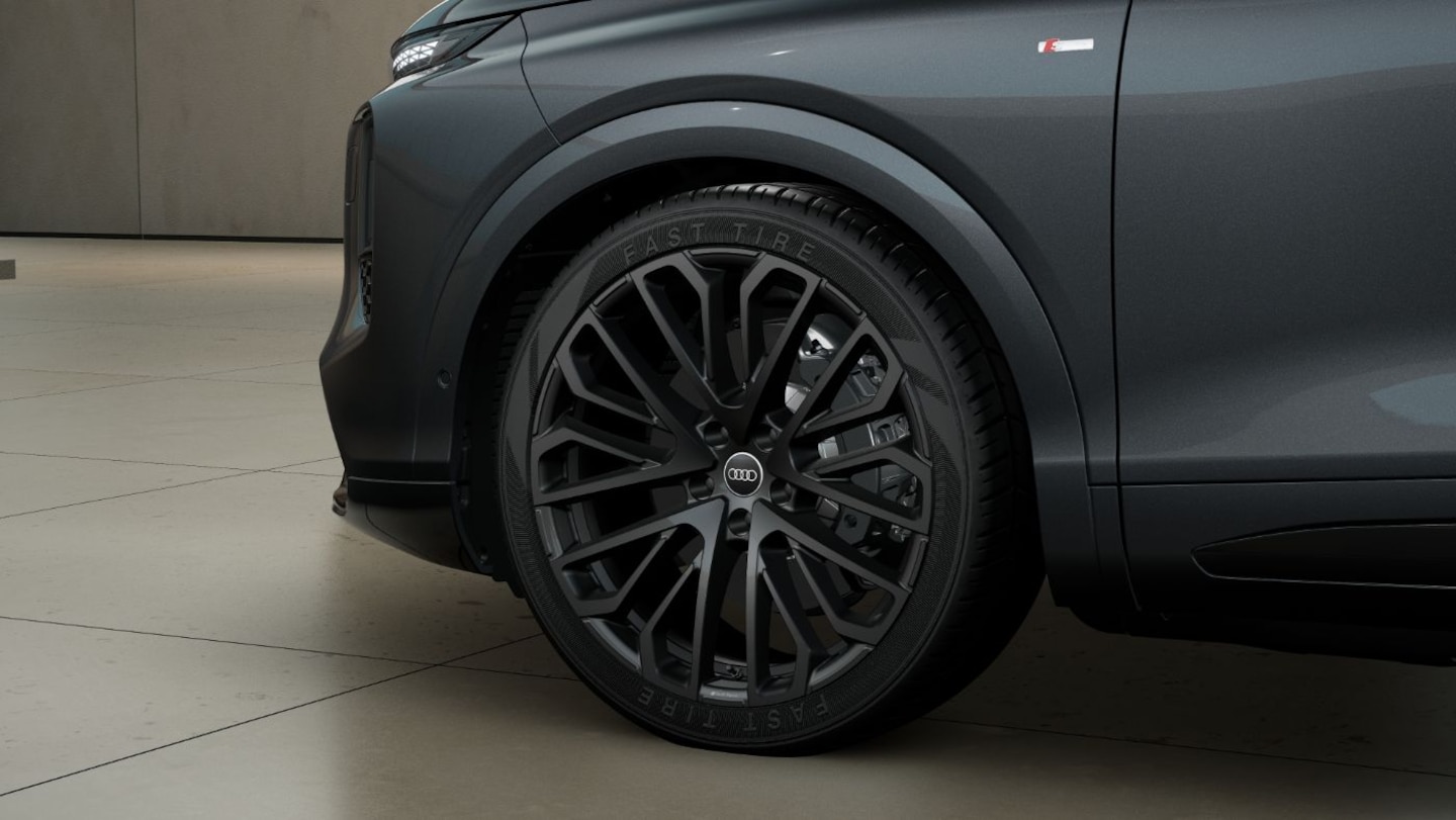 Bild über Audi Q7 SUV TDI quattro 220 kW tiptronic - für weitere Informationen kontaktieren Sie den Audi Partner